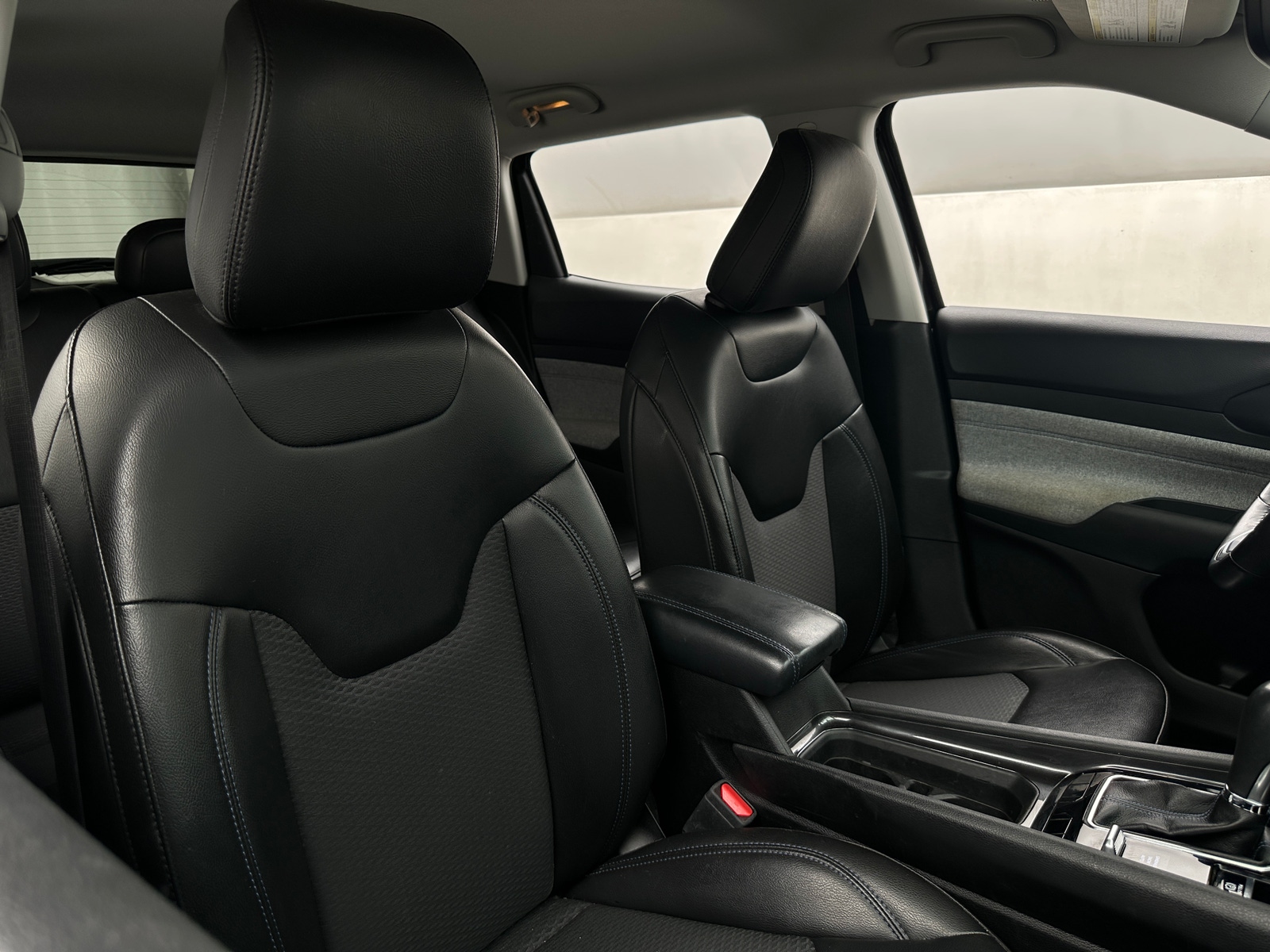 Thumbnail: 2022 Jeep Compass - 2