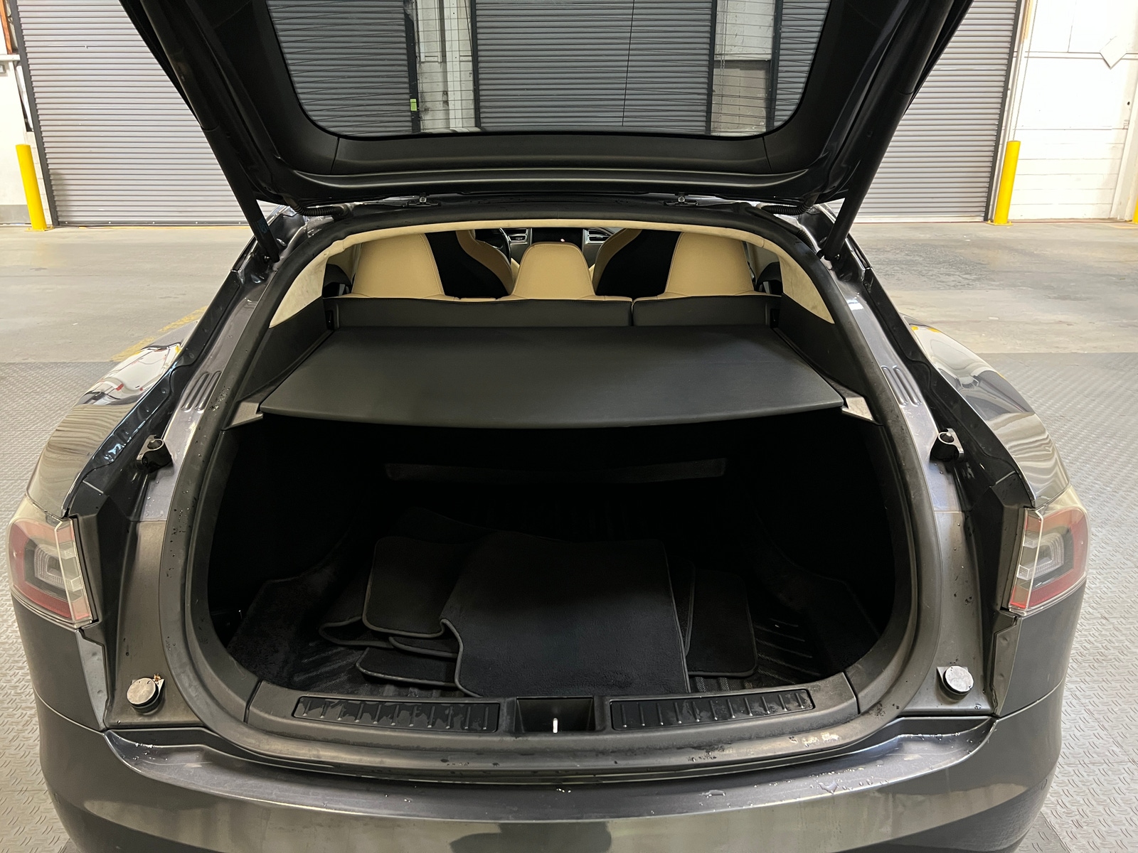 Thumbnail: 2017 Tesla Model S - 6