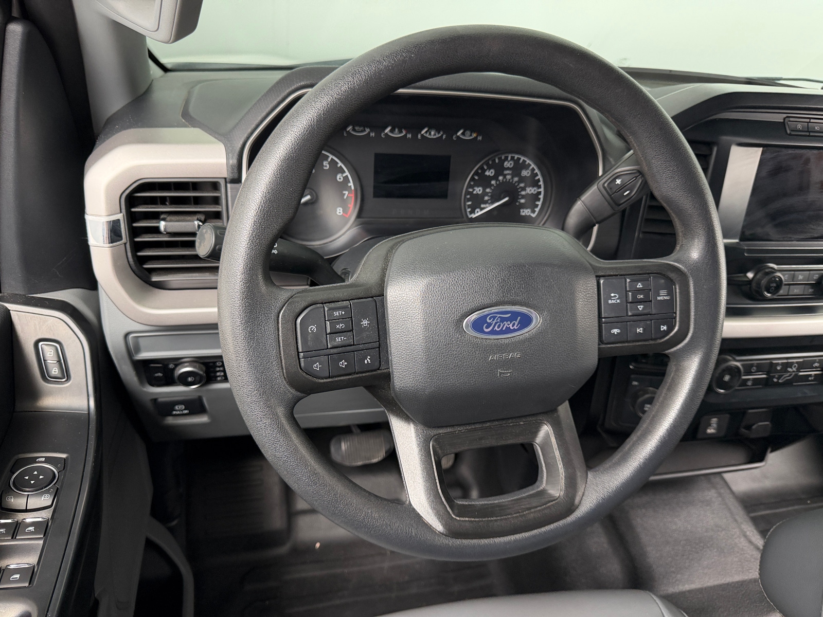 Thumbnail: 2023 Ford Econoline - 5
