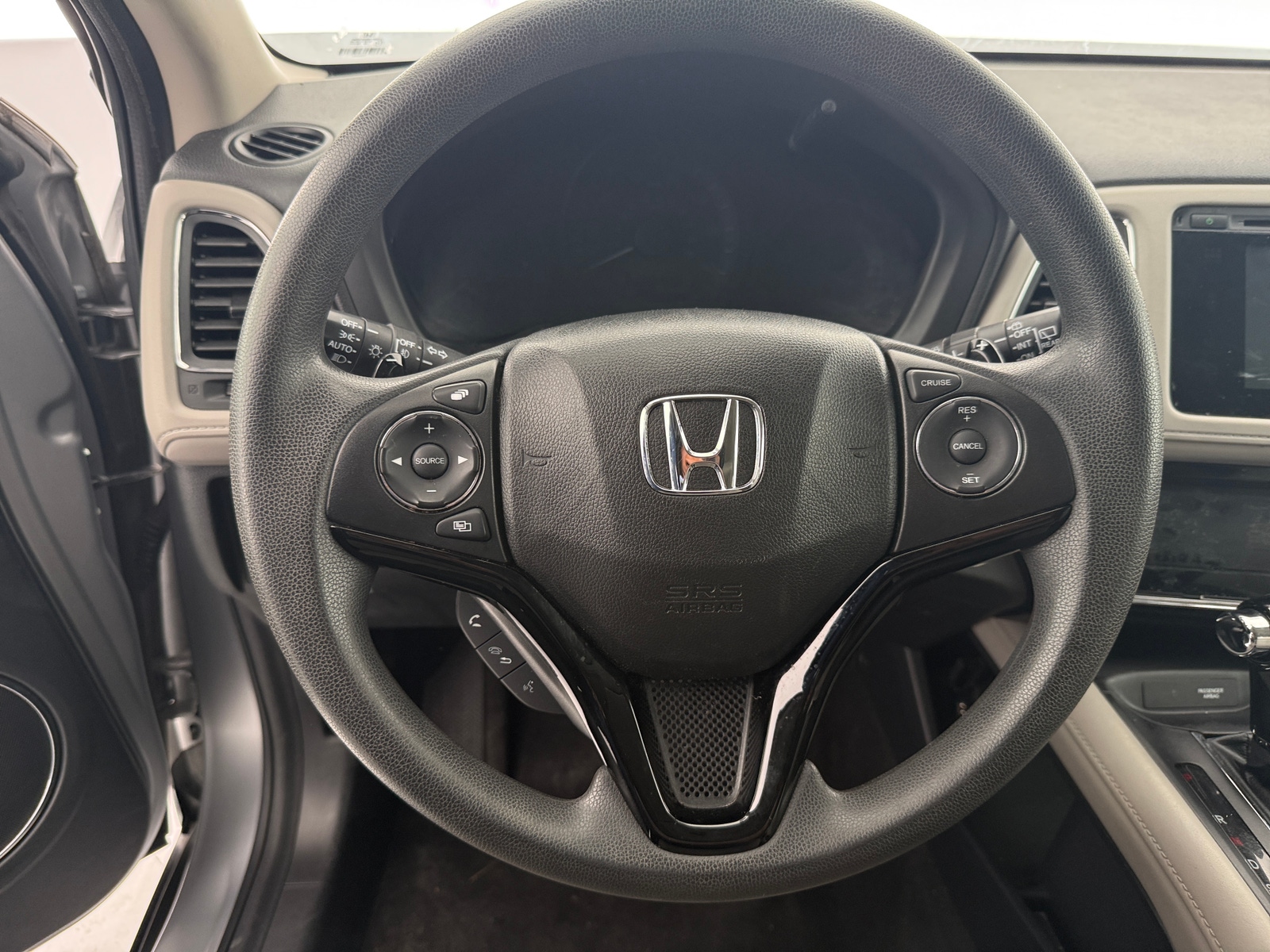 Thumbnail: 2017 Honda HR-V - 5