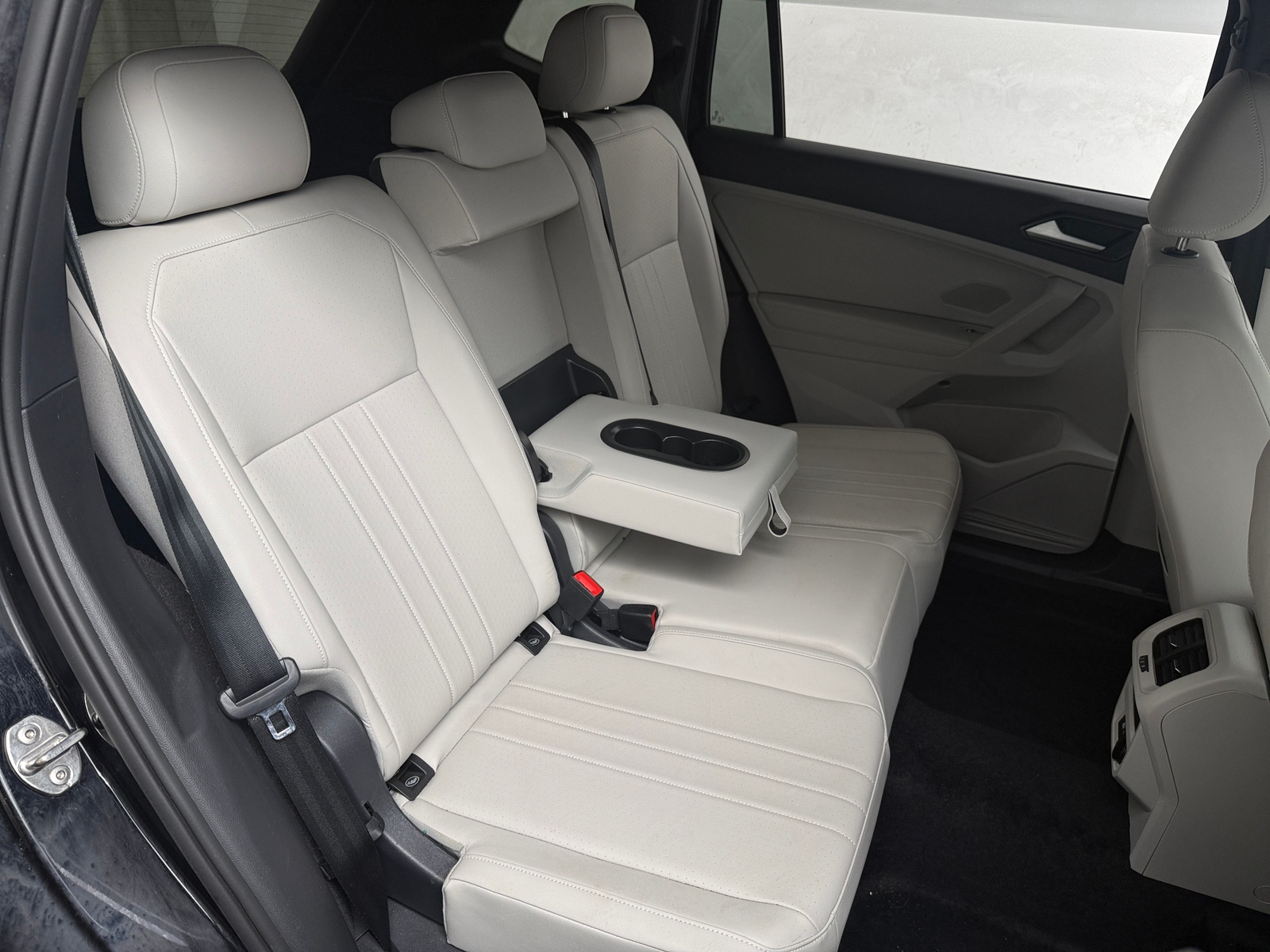 Thumbnail: 2024 Volkswagen Tiguan - 6
