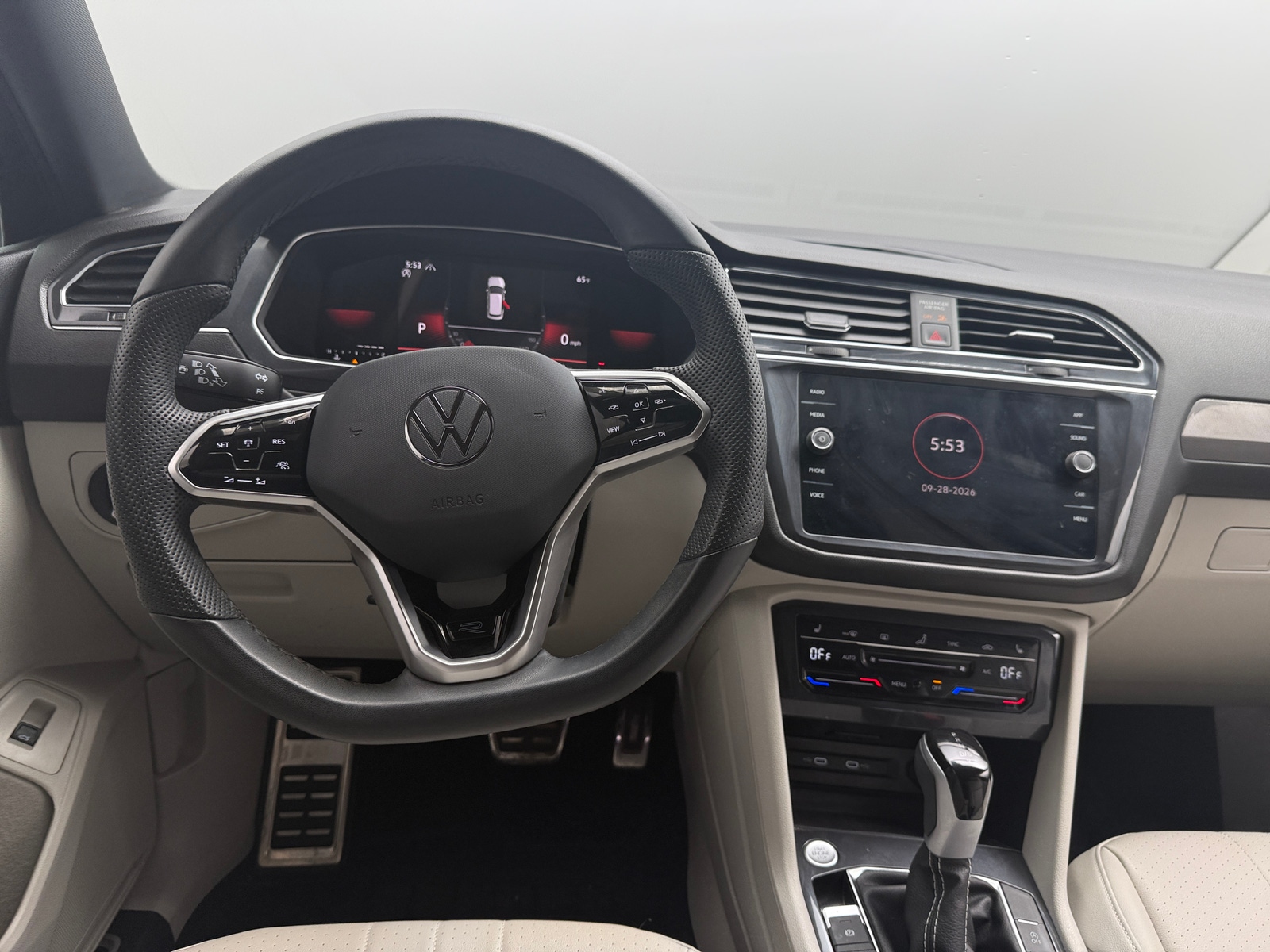 Thumbnail: 2024 Volkswagen Tiguan - 5