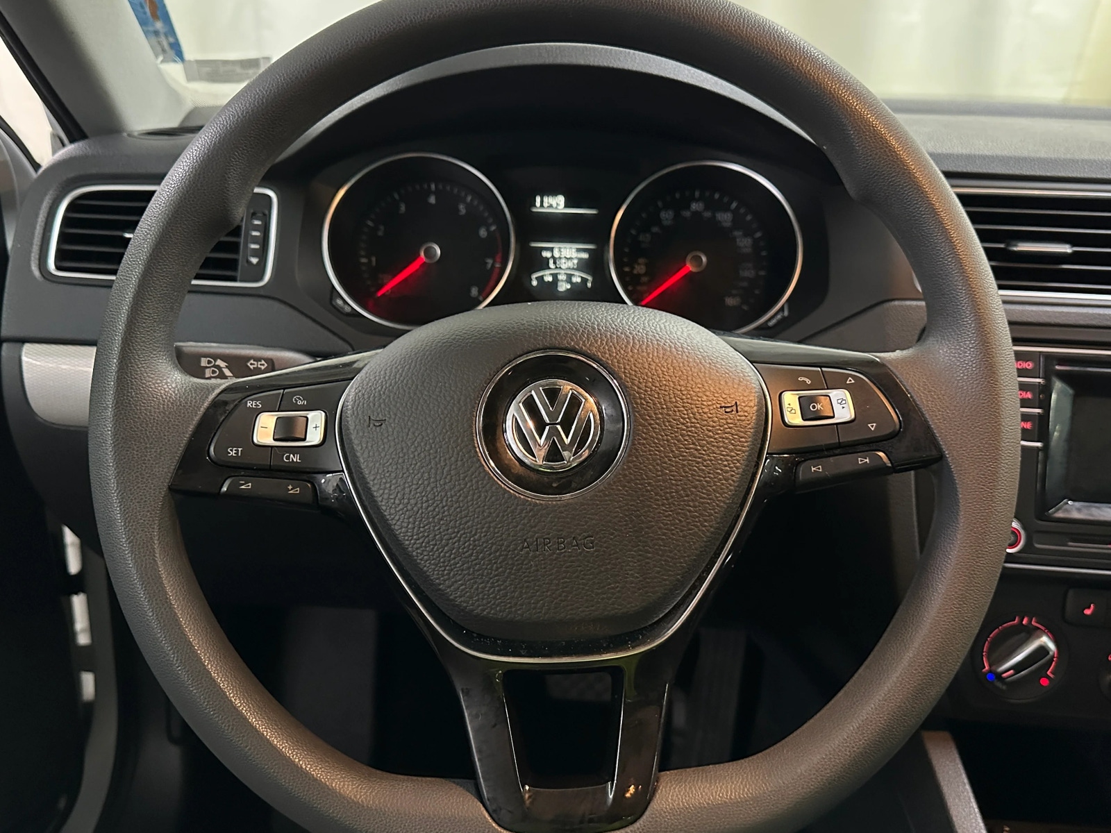 Thumbnail: 2018 Volkswagen Jetta - 5