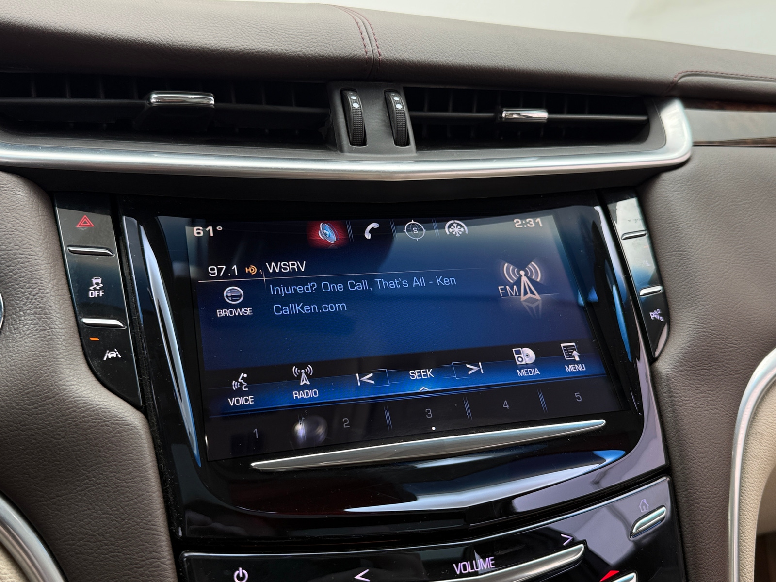 Thumbnail: 2015 Cadillac XTS - 3
