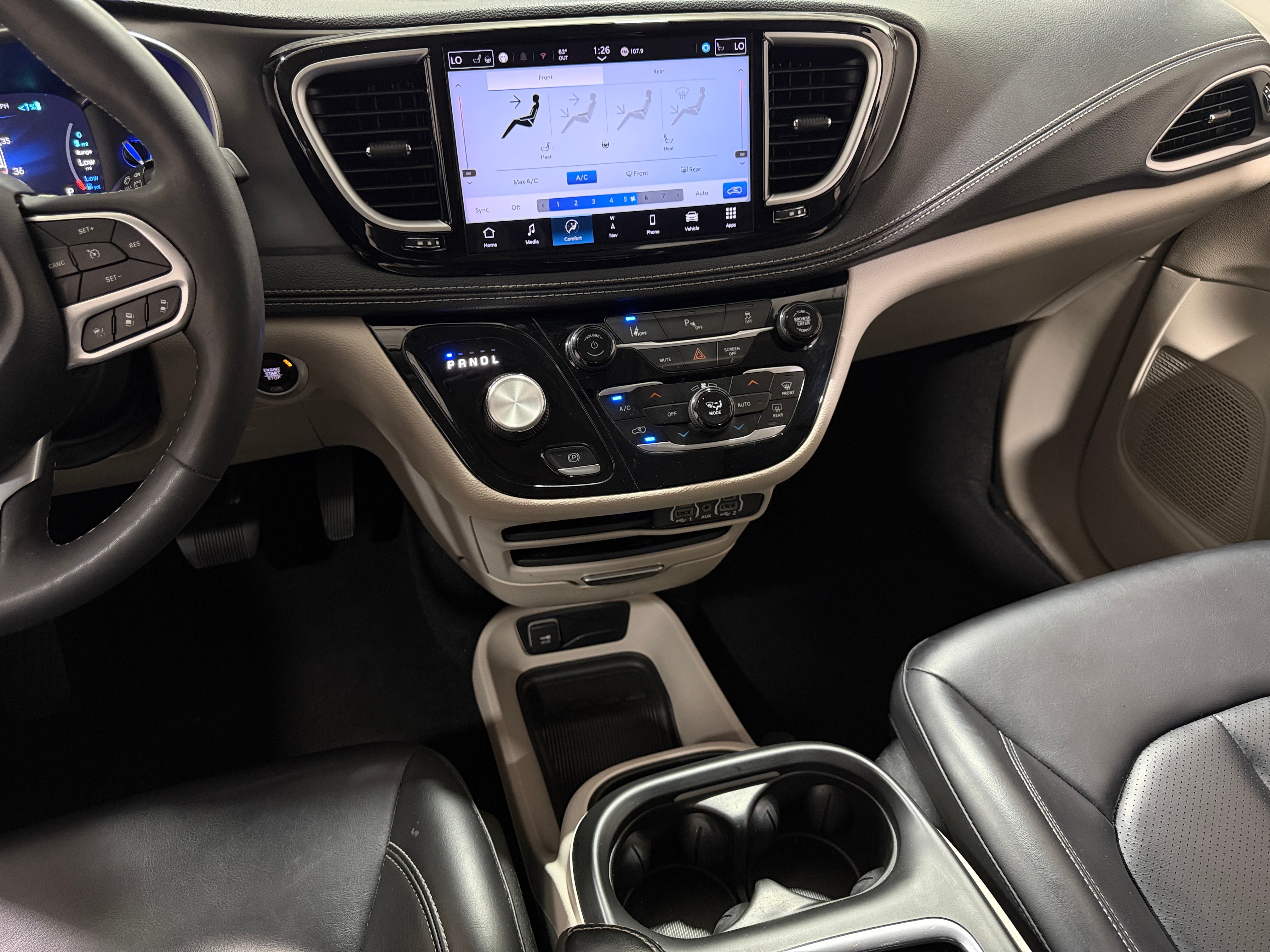 2024 Chrysler Pacifica PHEV