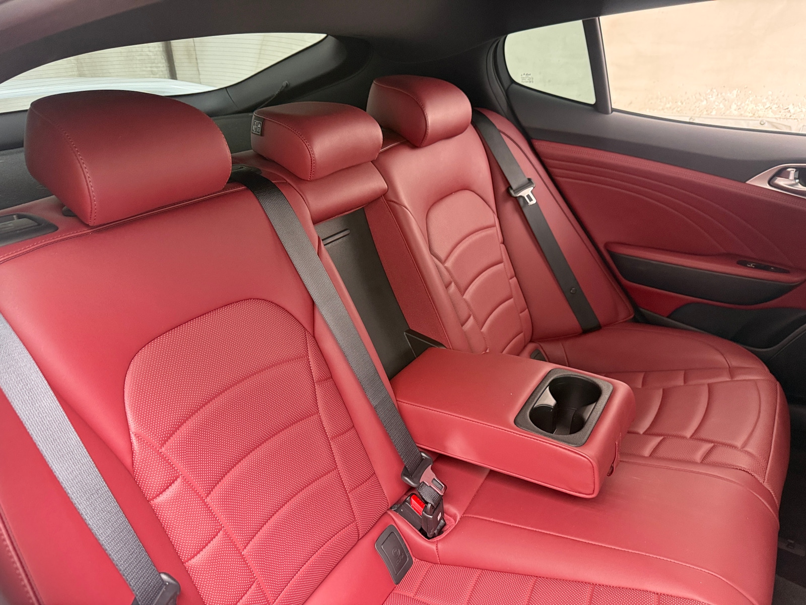 Thumbnail: 2023 Kia Stinger - 5