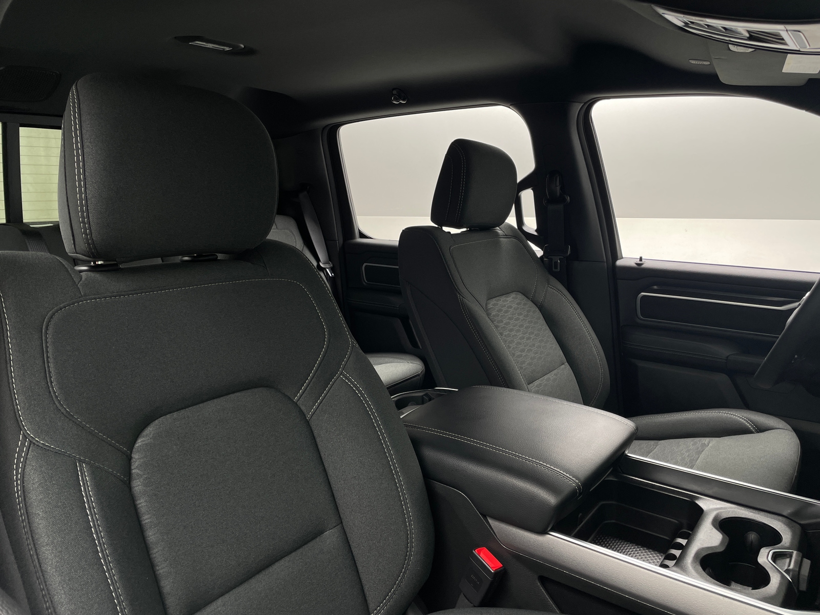 Thumbnail: 2025 RAM 1500 - 2