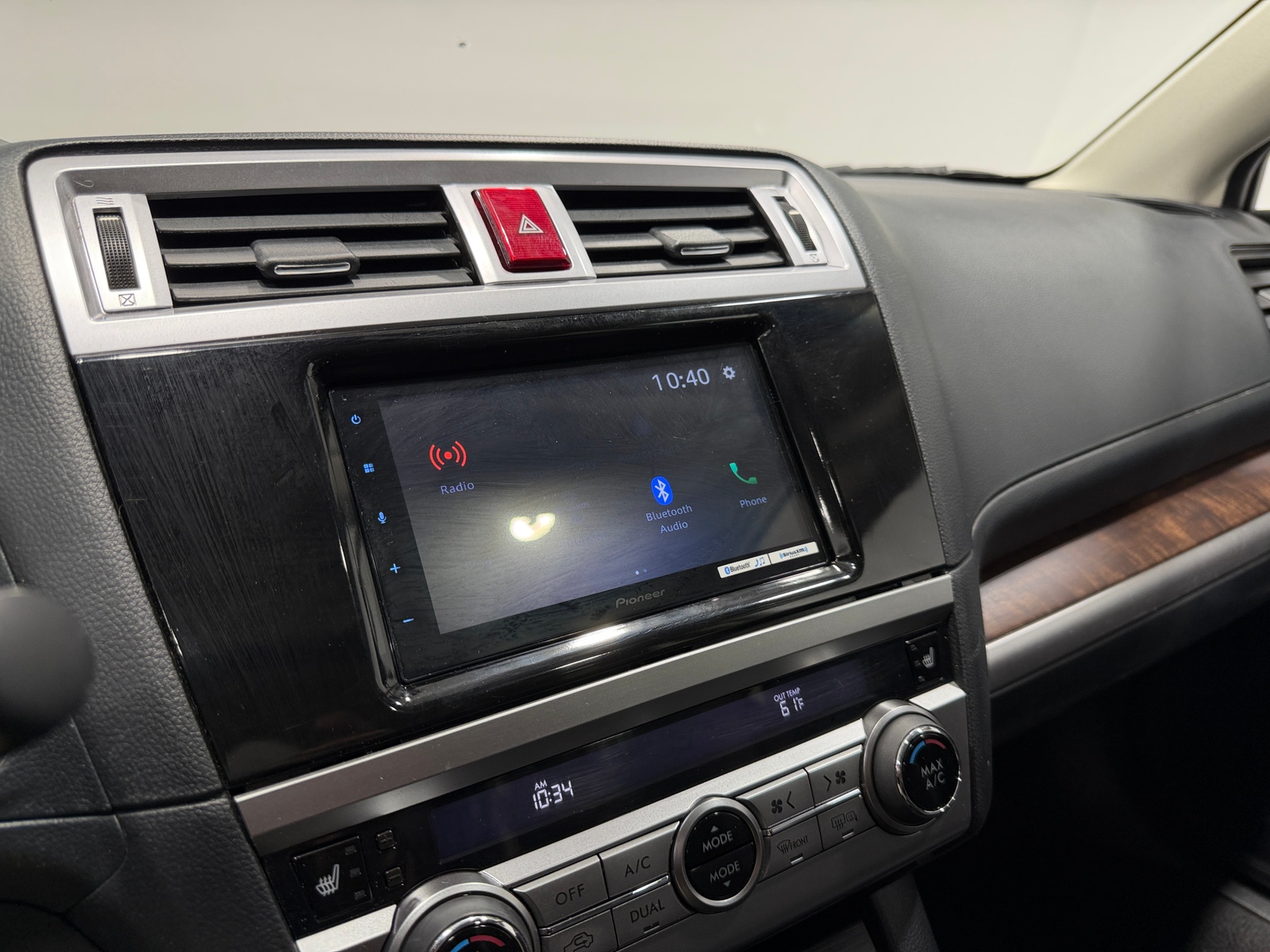Thumbnail: 2015 Subaru Outback - 3