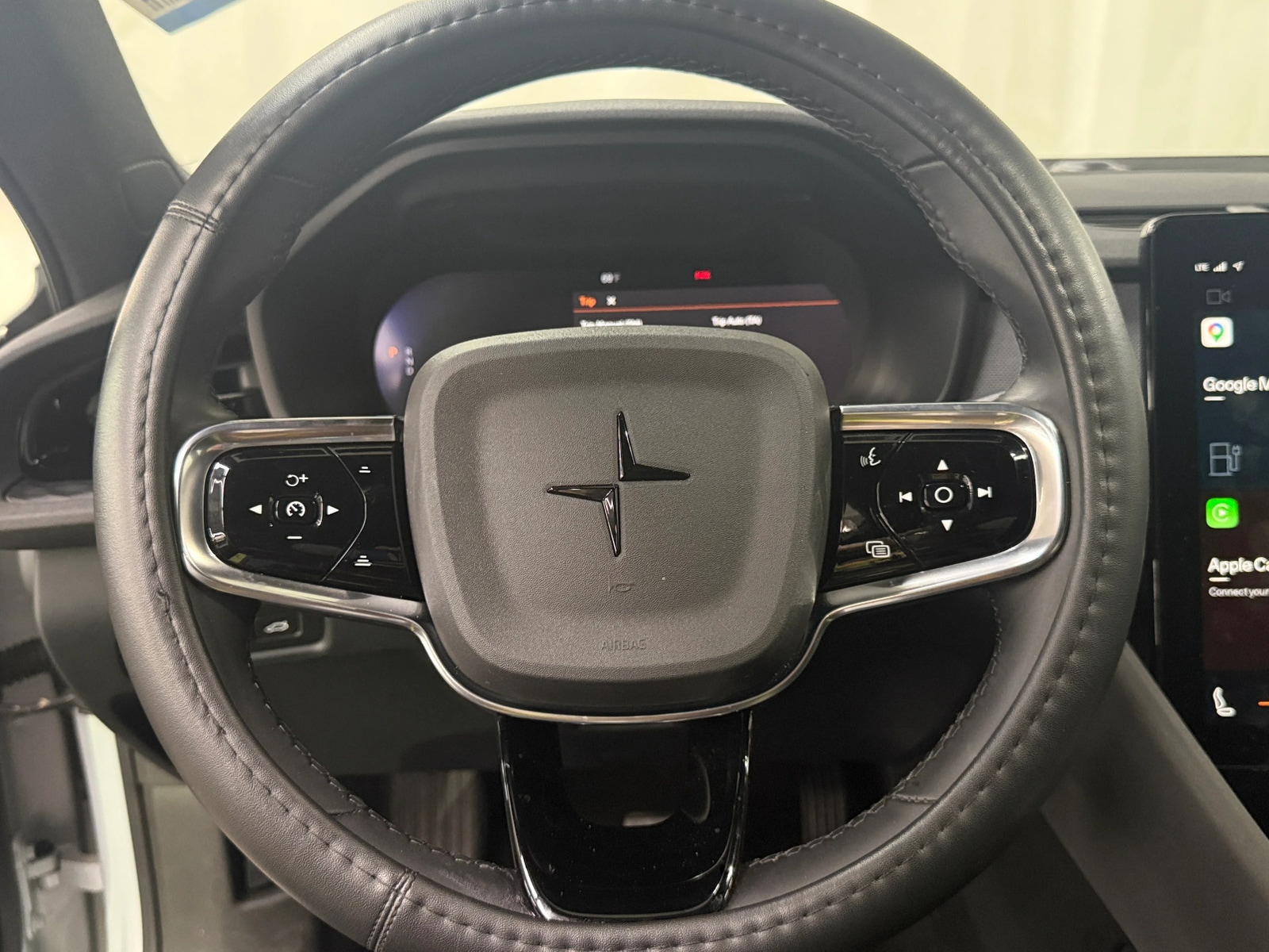 Thumbnail: 2022 Polestar 2 - 5