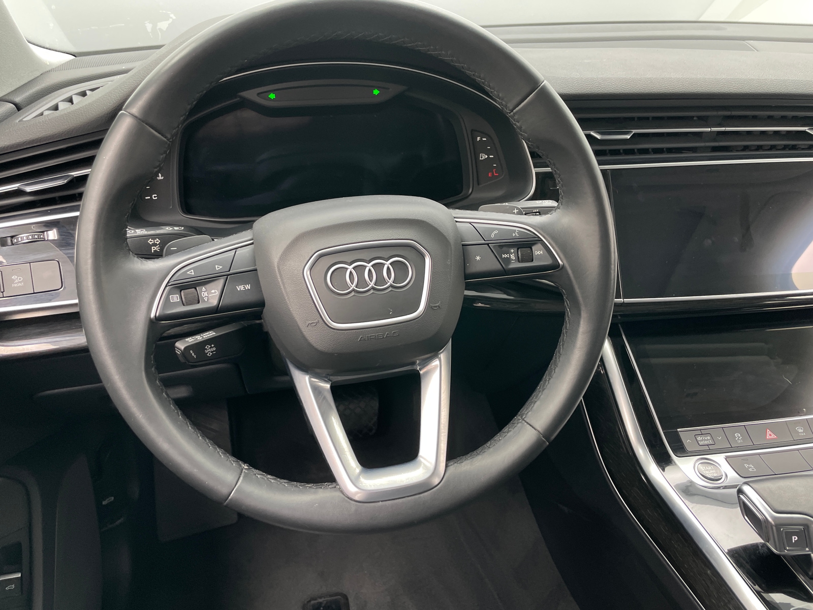 Thumbnail: 2022 Audi Q7 - 4