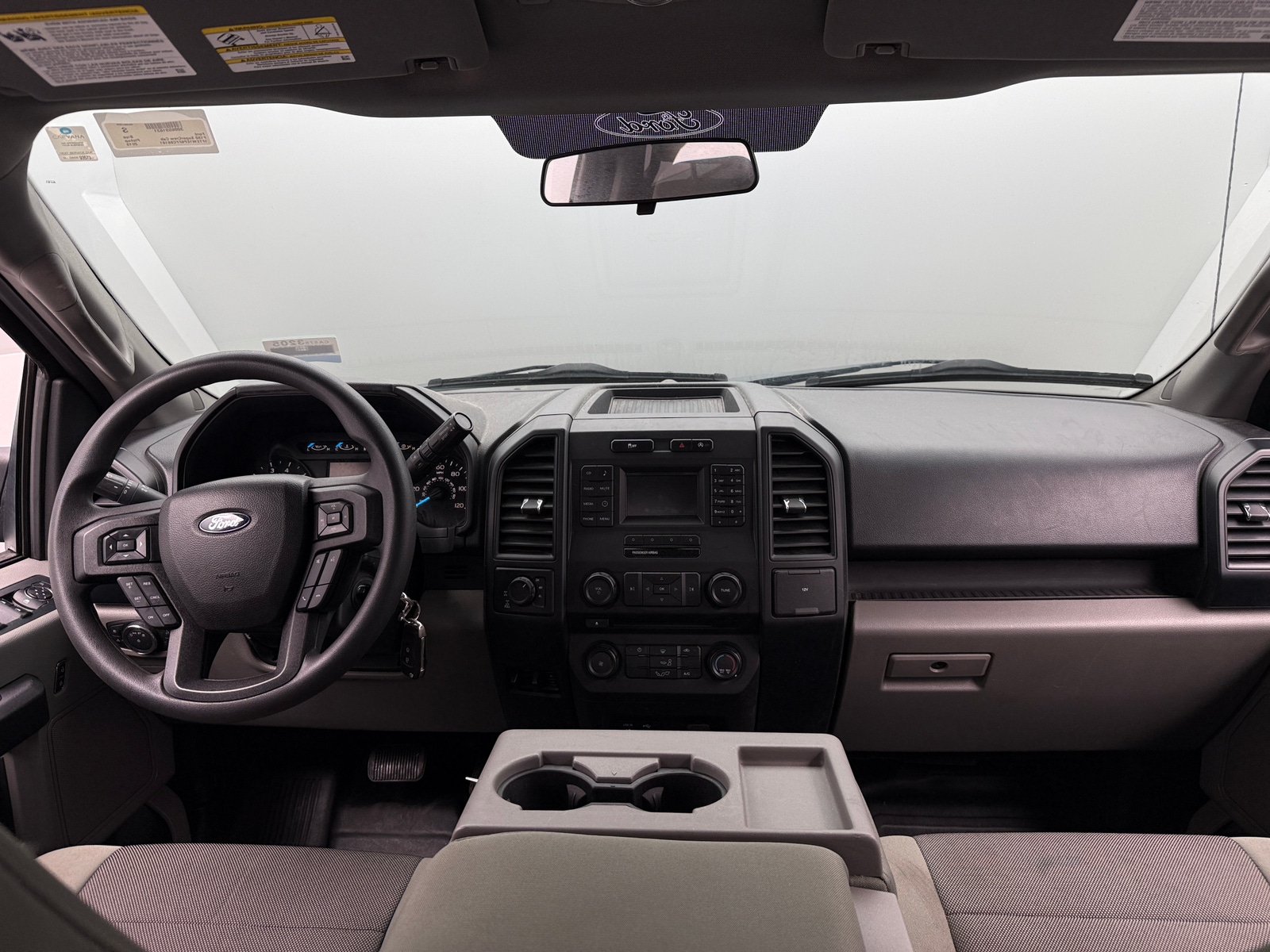 Thumbnail: 2015 Ford Econoline - 3