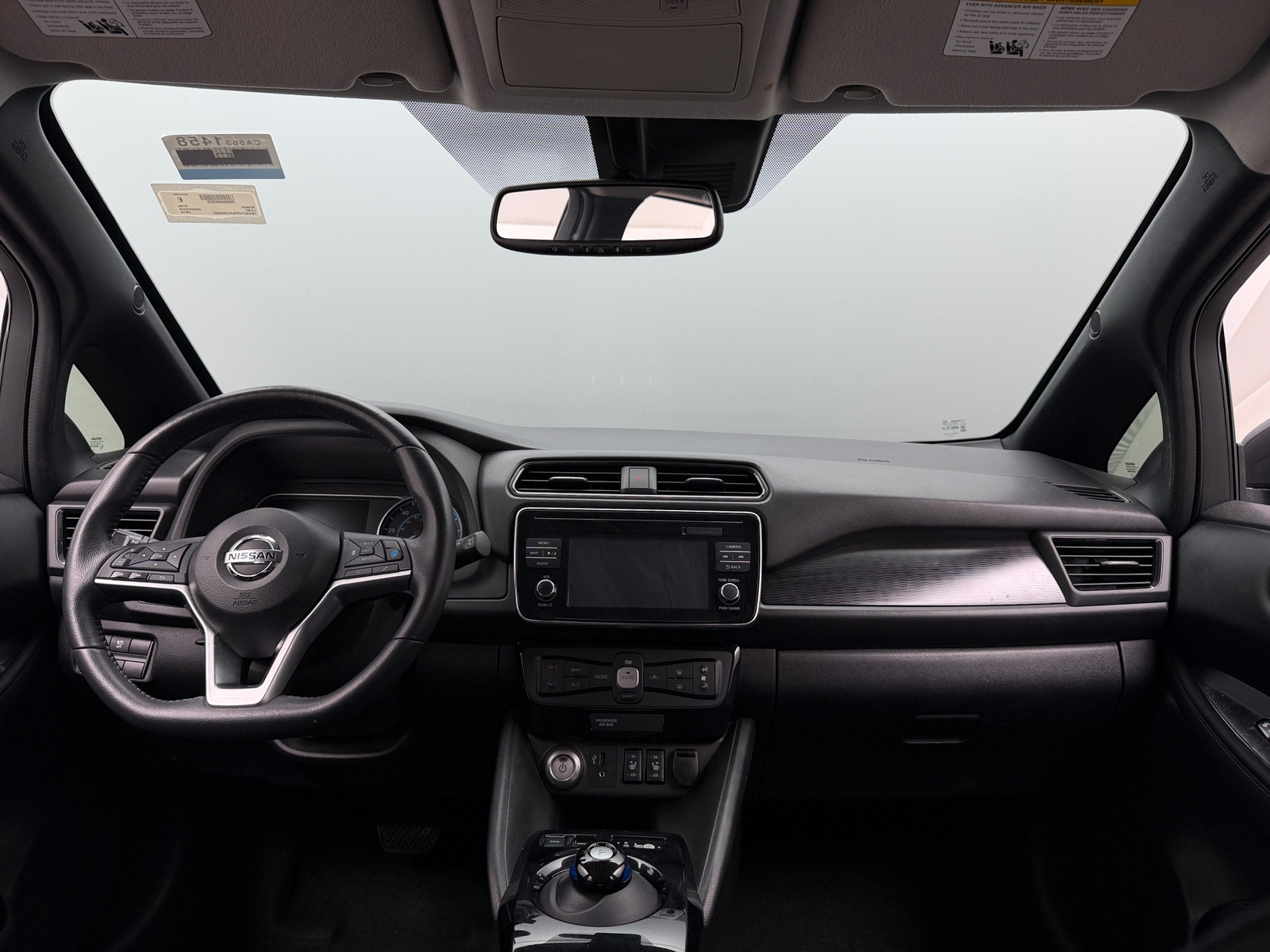 Thumbnail: 2018 Nissan Leaf - 3