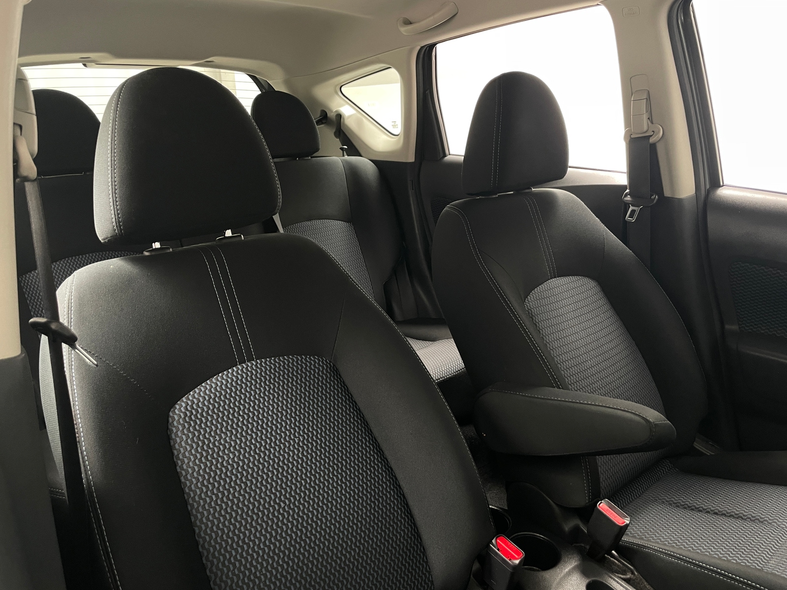 Thumbnail: 2016 Nissan Versa Note - 2