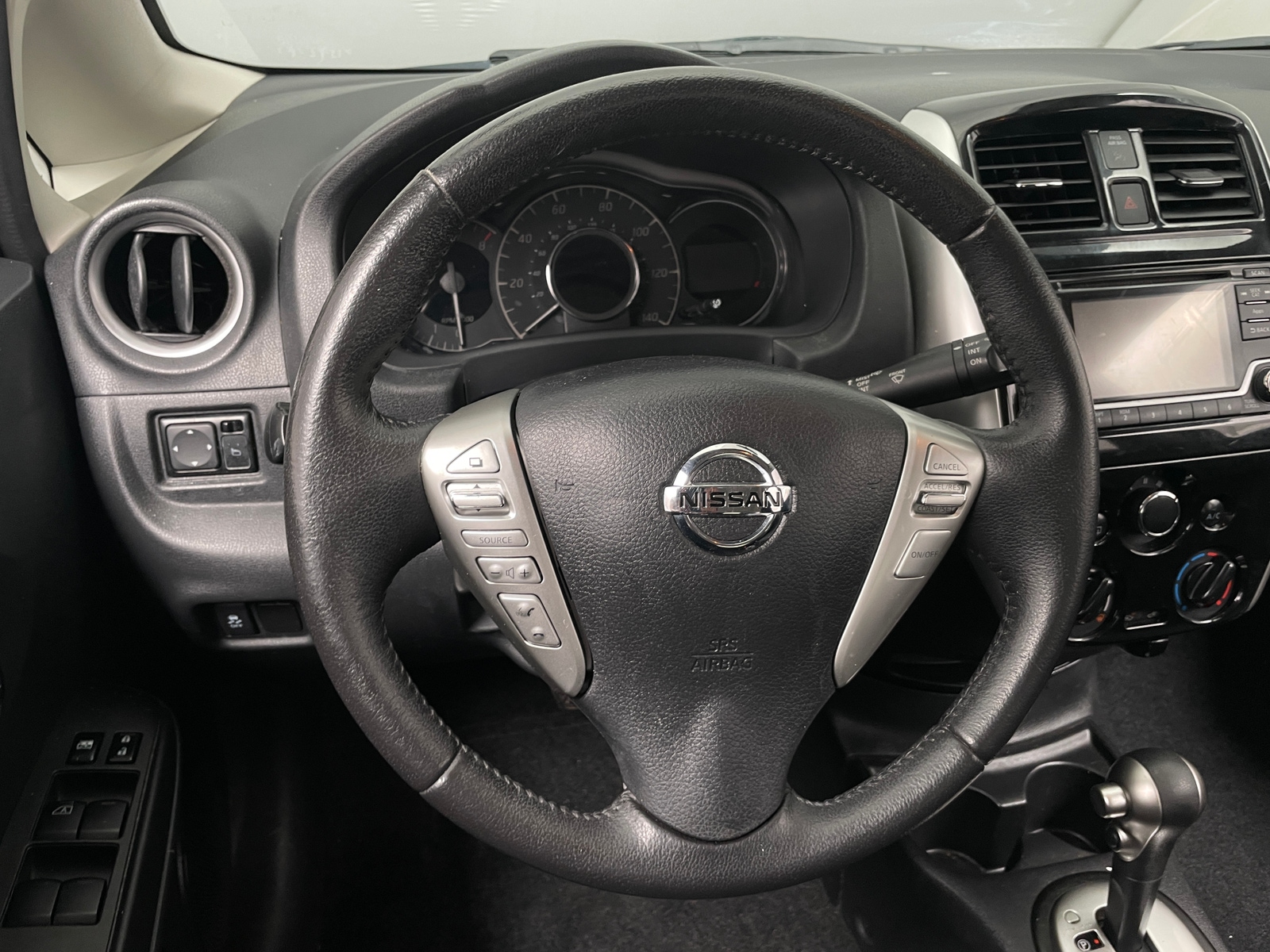Thumbnail: 2016 Nissan Versa Note - 5