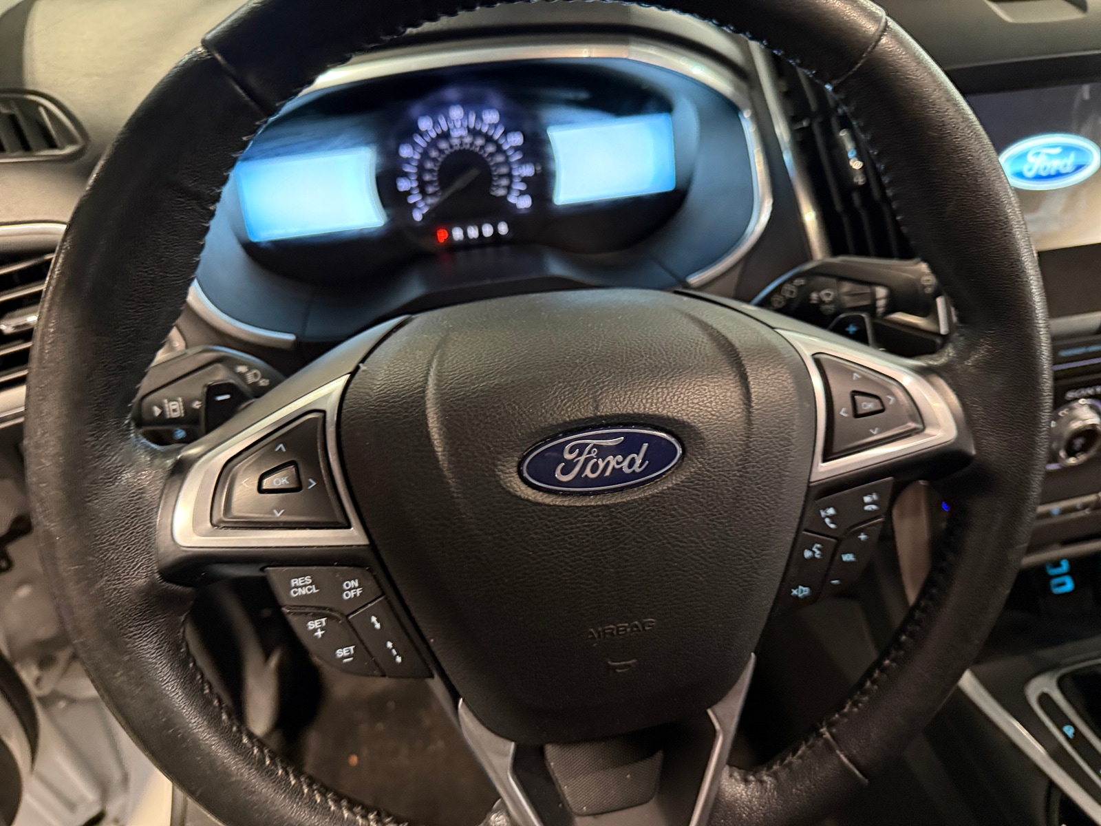 Thumbnail: 2018 Ford Edge - 4