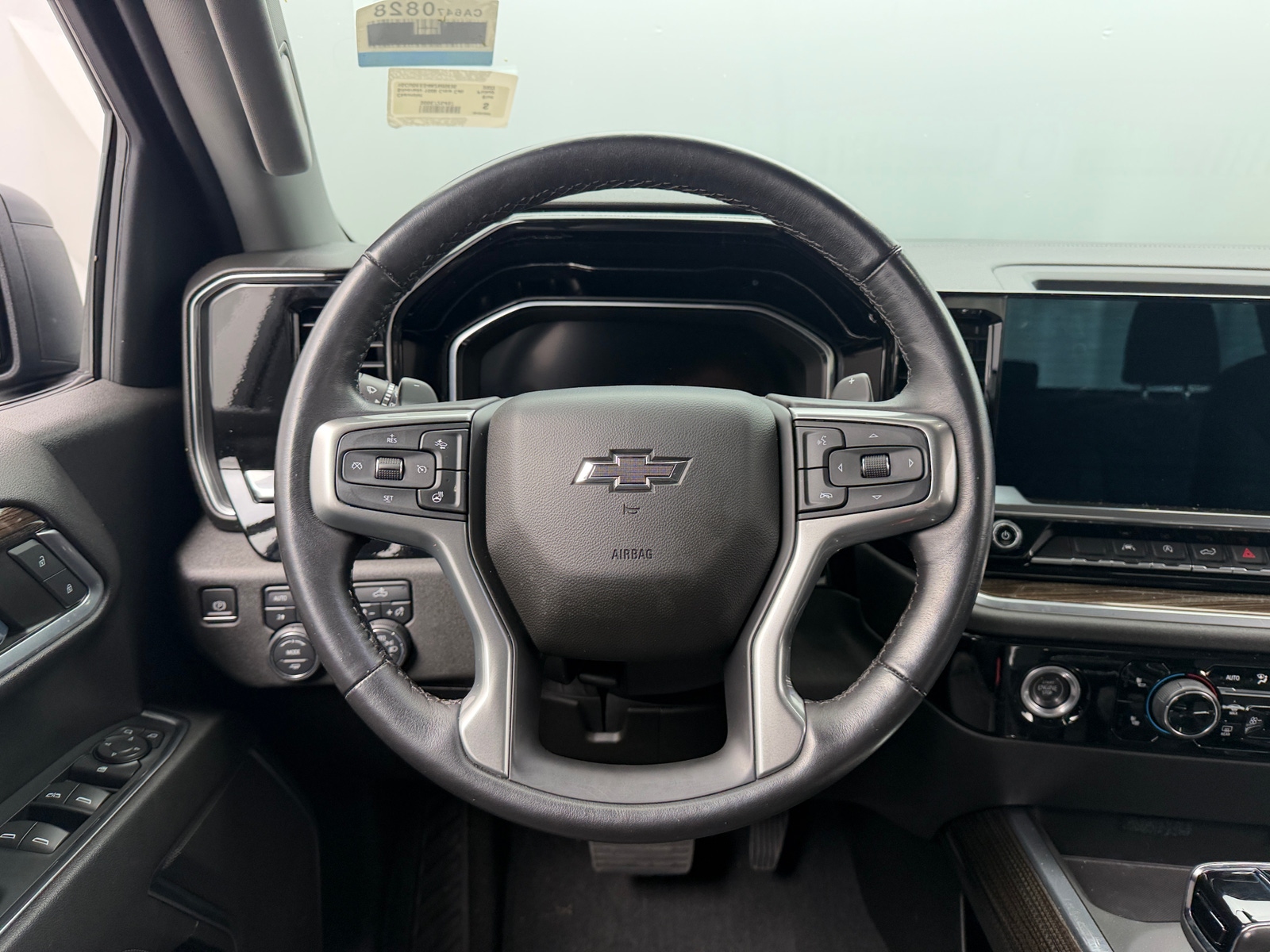 Thumbnail: 2022 Chevrolet Silverado 1500 - 5