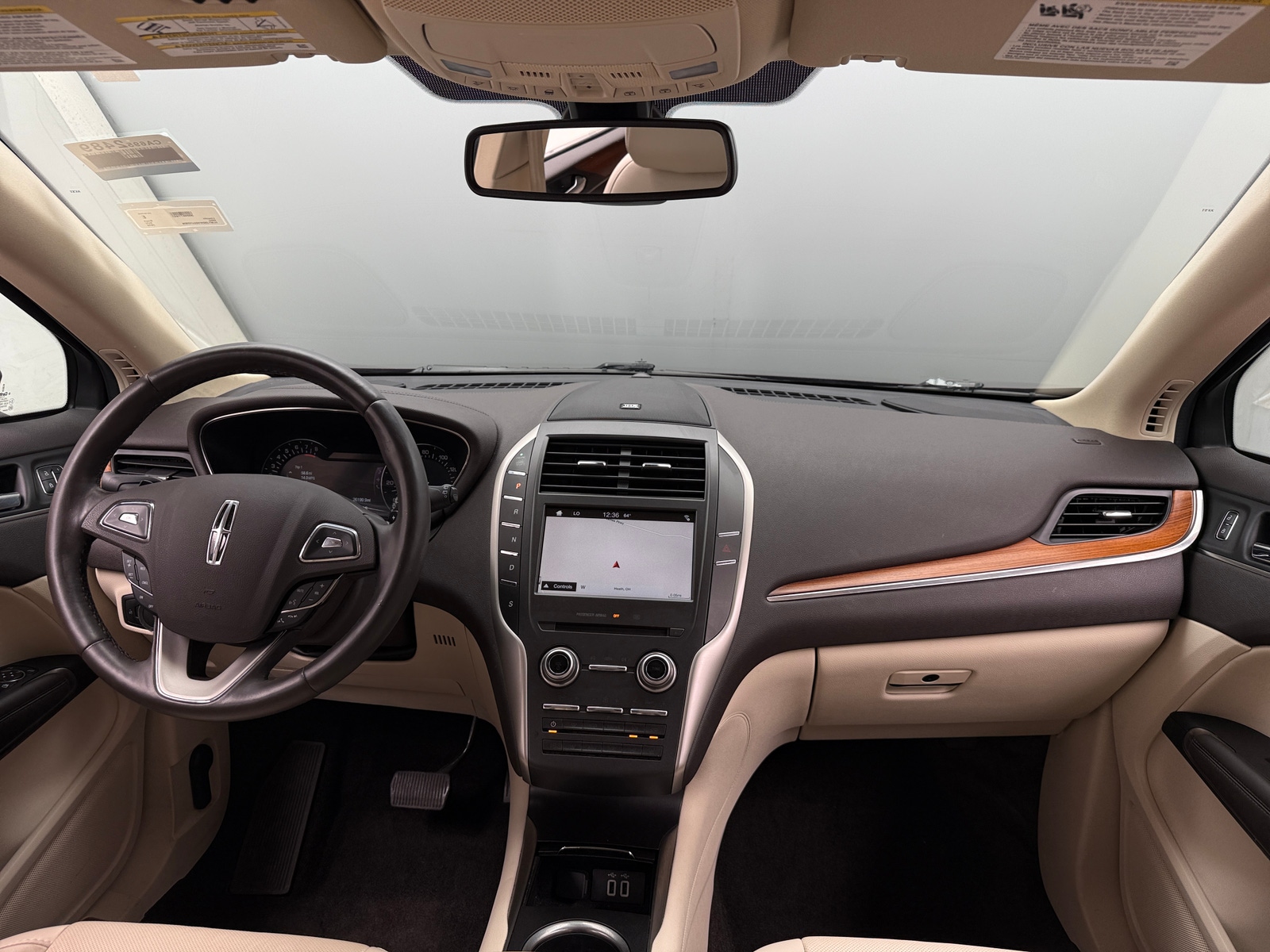 Thumbnail: 2016 Lincoln MKC - 2