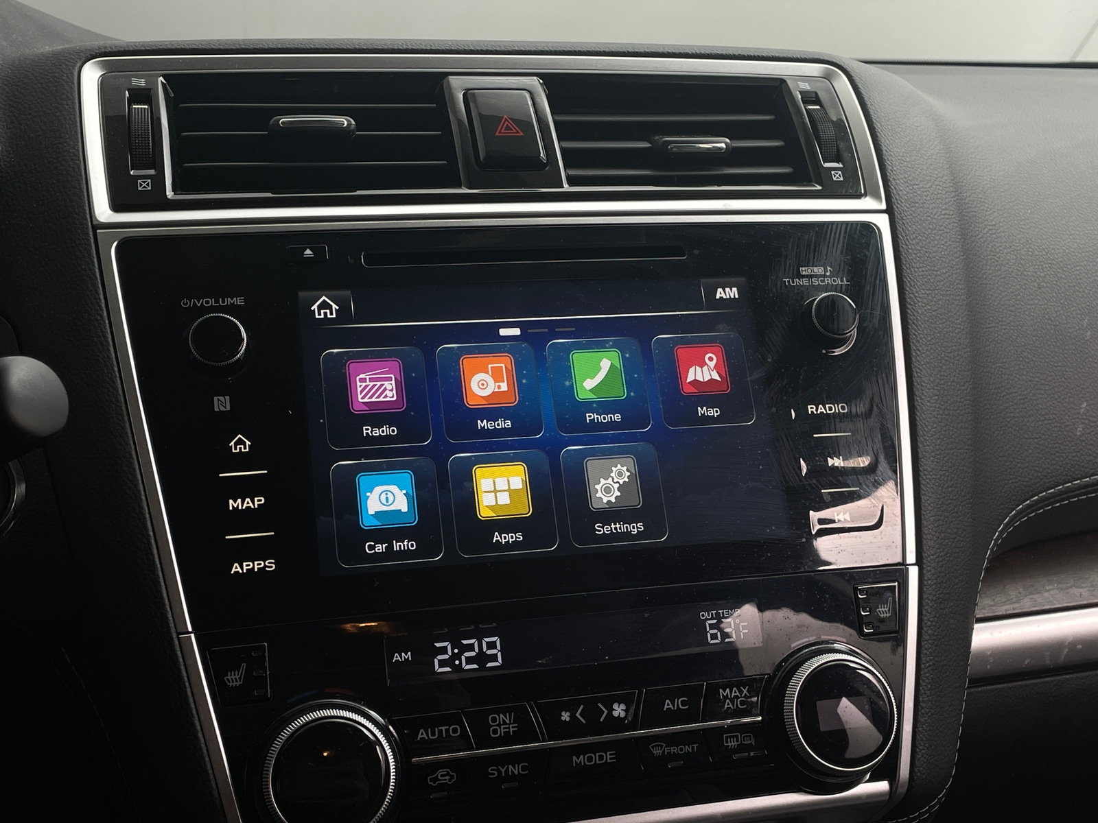 Thumbnail: 2018 Subaru Outback - 3