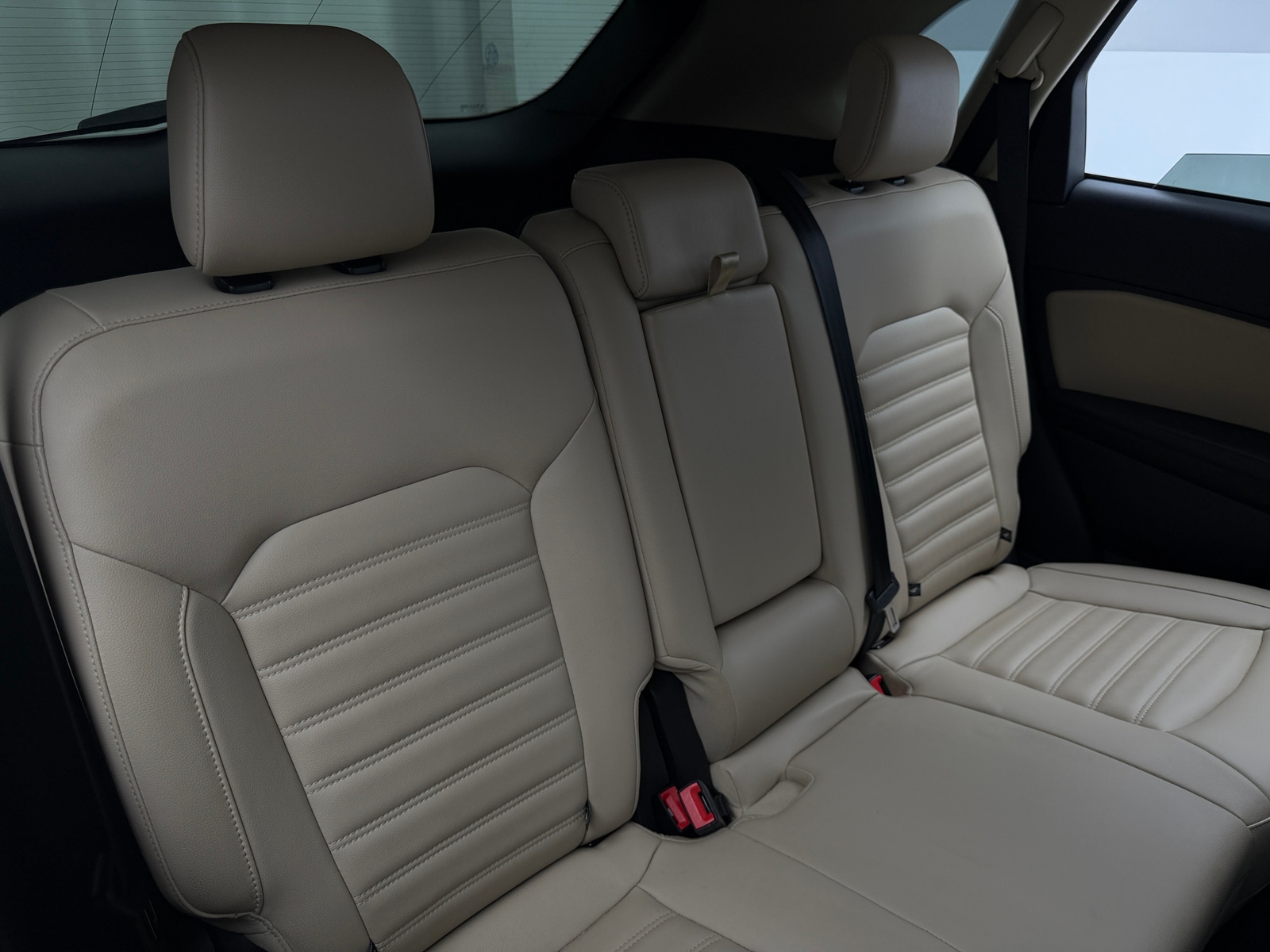 Thumbnail: 2024 Ford Edge - 5