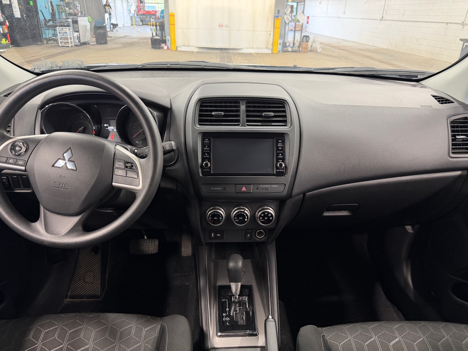 Thumbnail: 2024 Mitsubishi Outlander Sport - 3