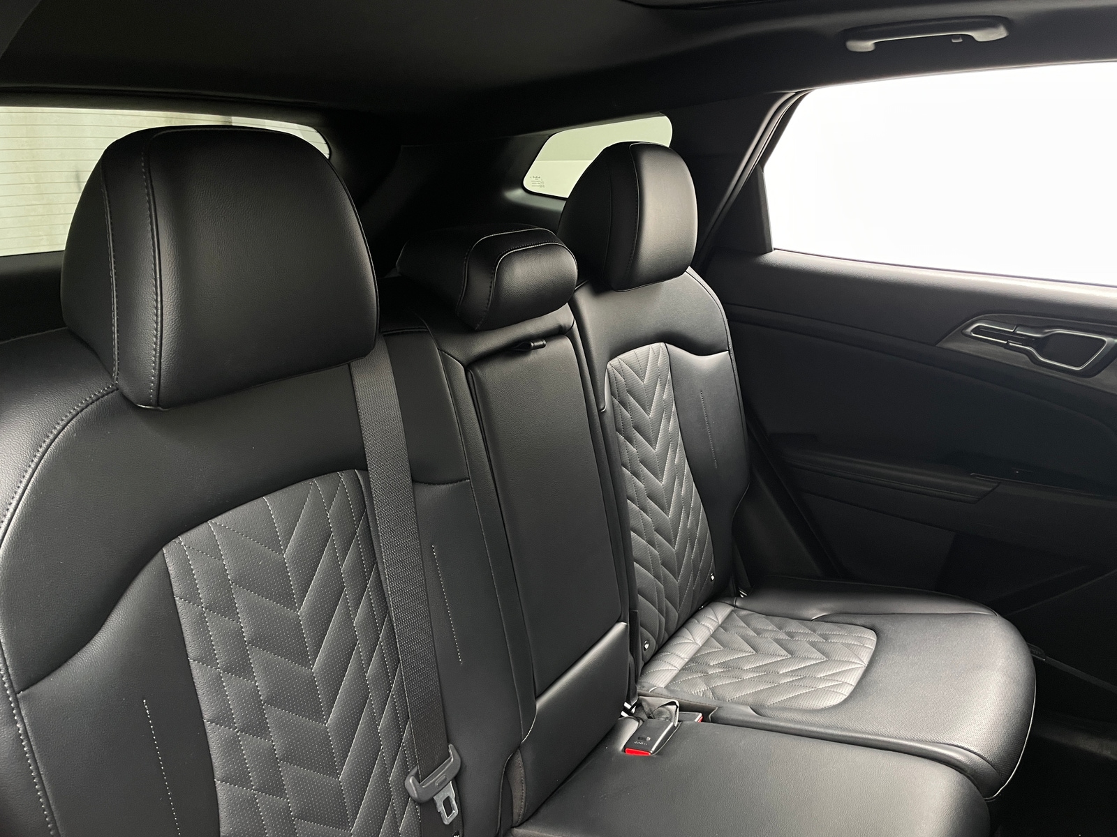 Thumbnail: 2024 Kia Sportage - 5