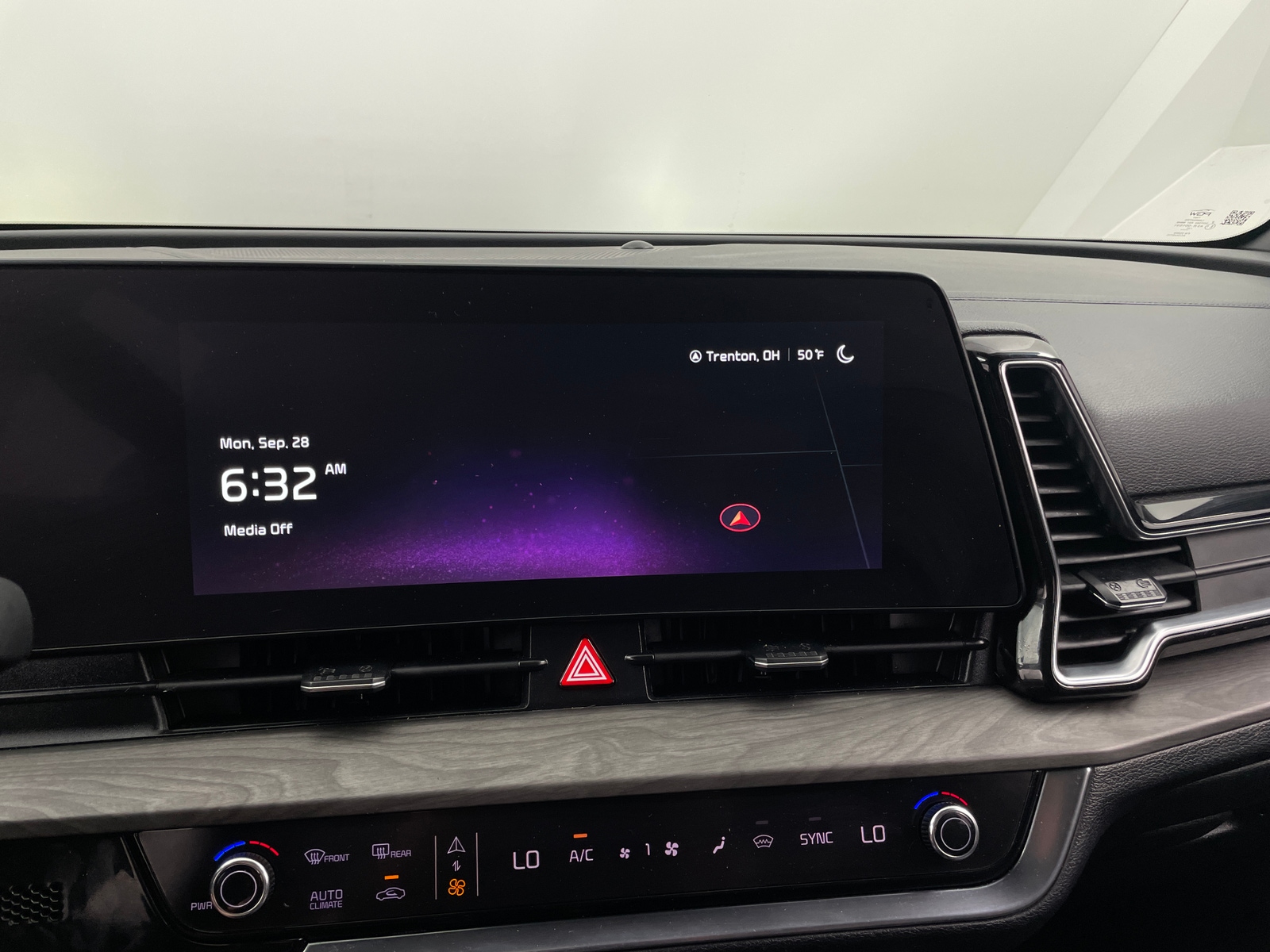 Thumbnail: 2024 Kia Sportage - 3