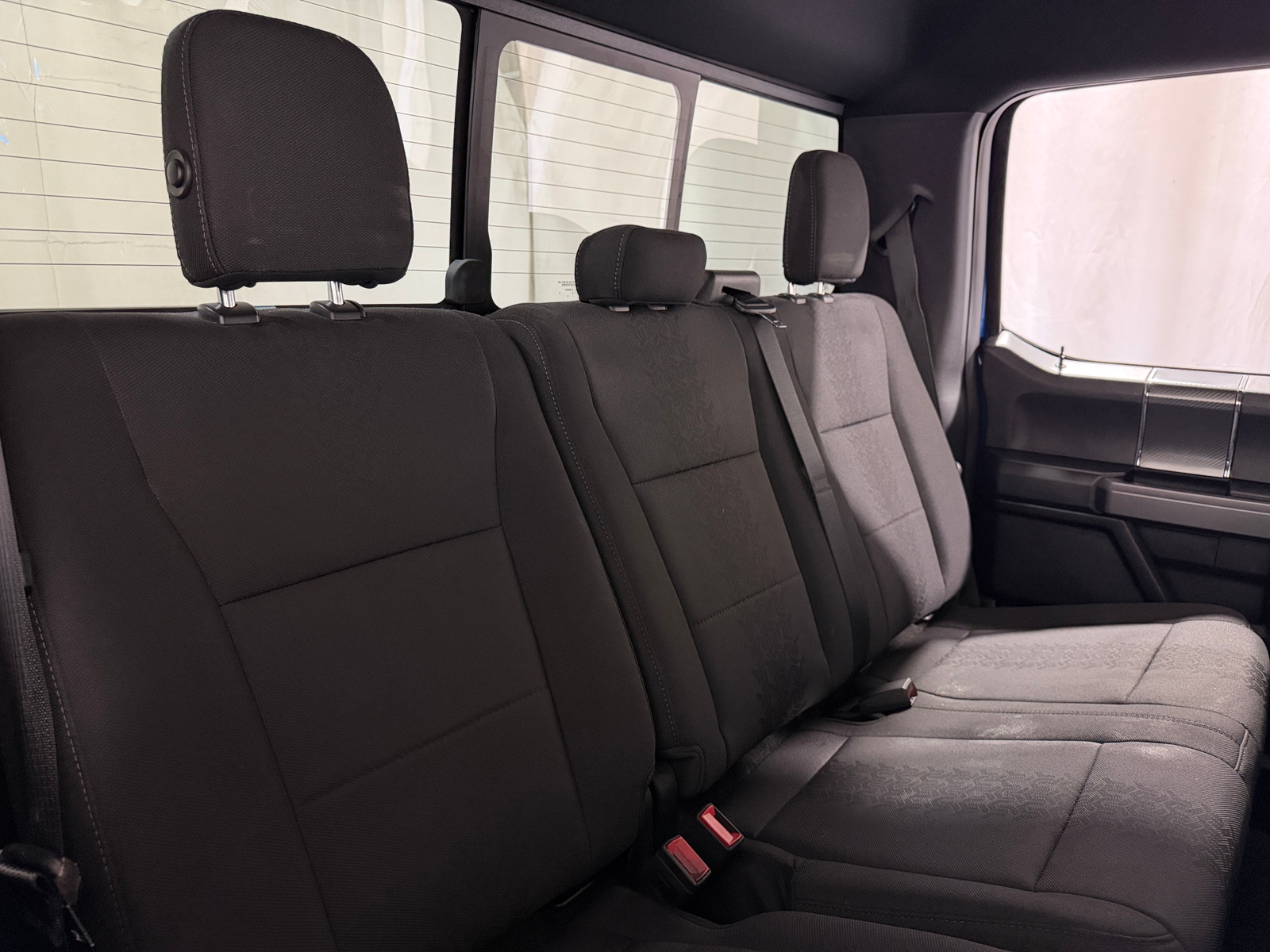 Thumbnail: 2018 Ford Econoline - 6