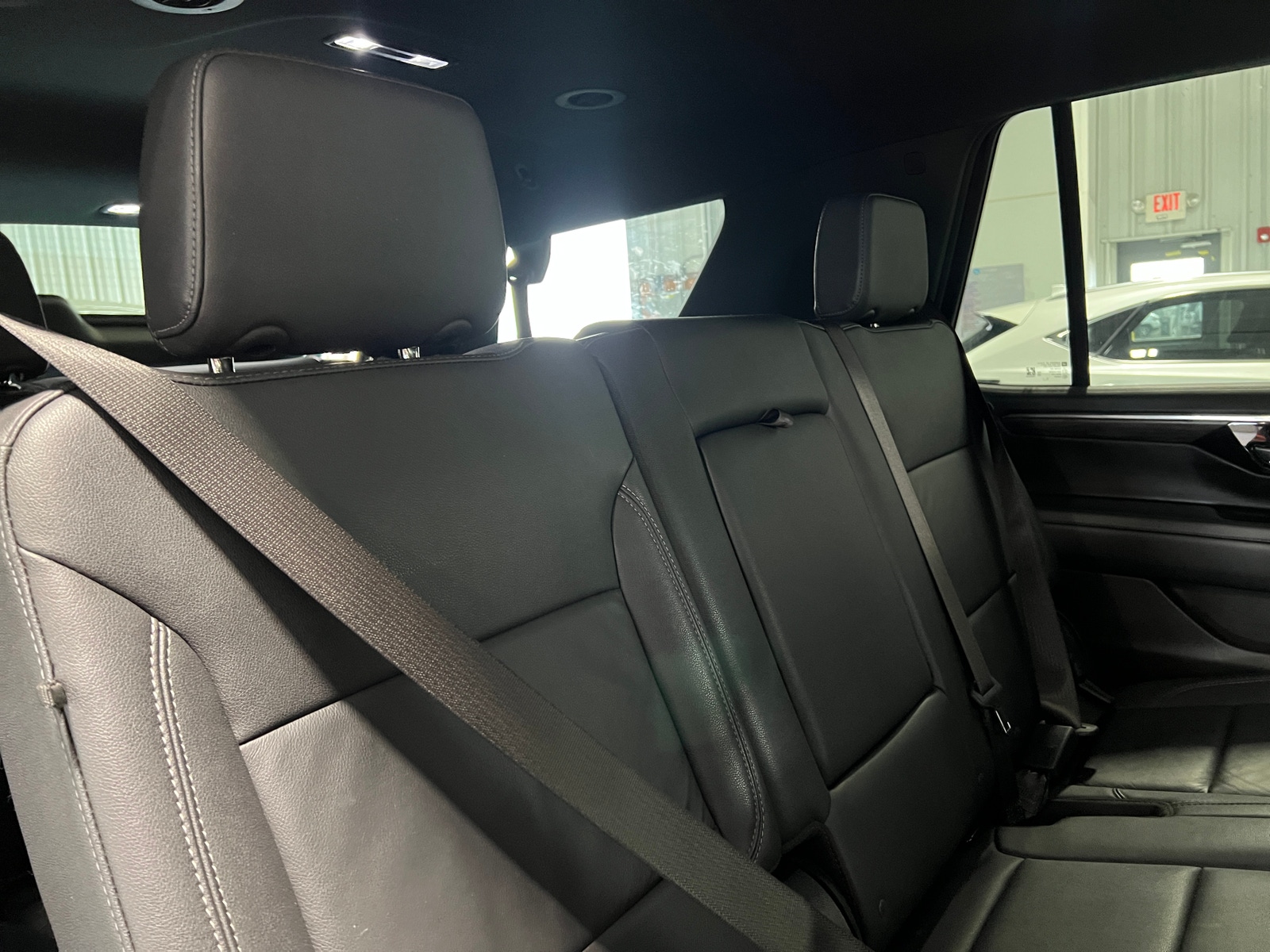 Thumbnail: 2025 Chevrolet Tahoe - 5