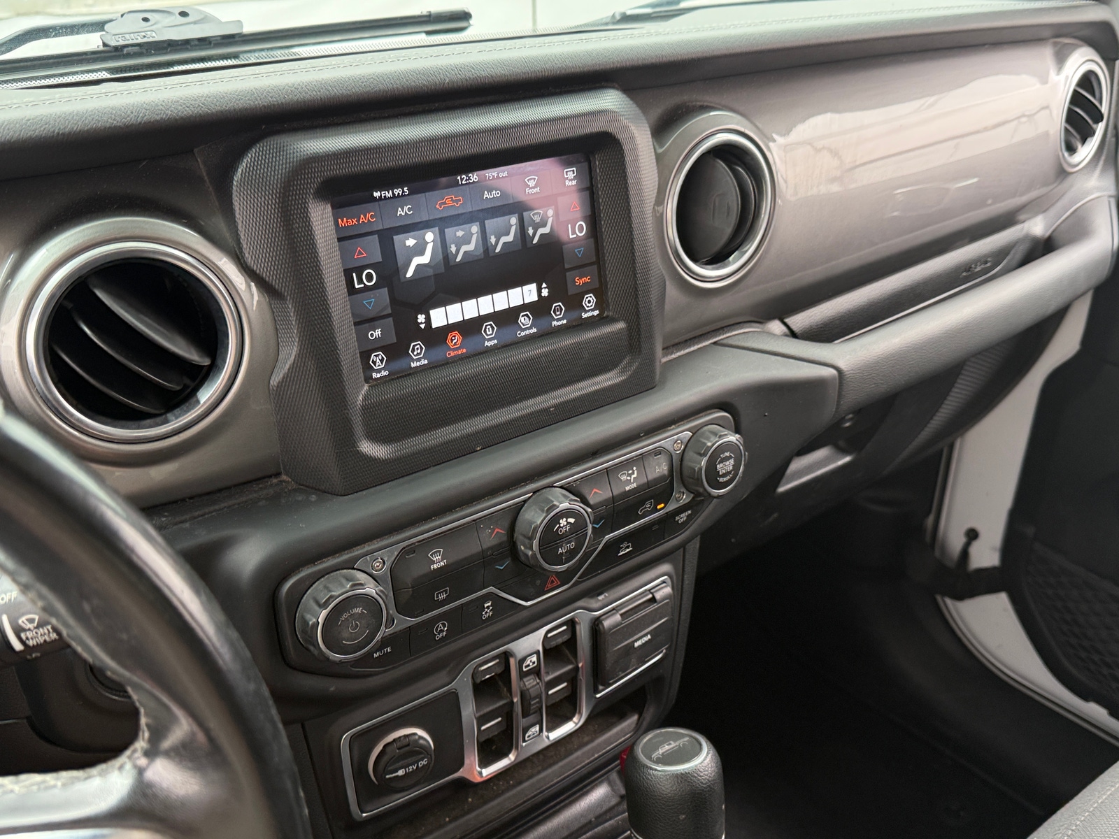 Thumbnail: 2021 Jeep Gladiator - 4