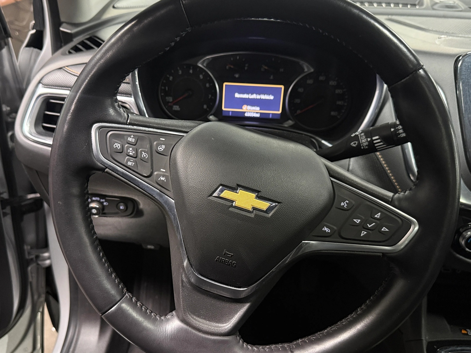 Thumbnail: 2022 Chevrolet Equinox - 4
