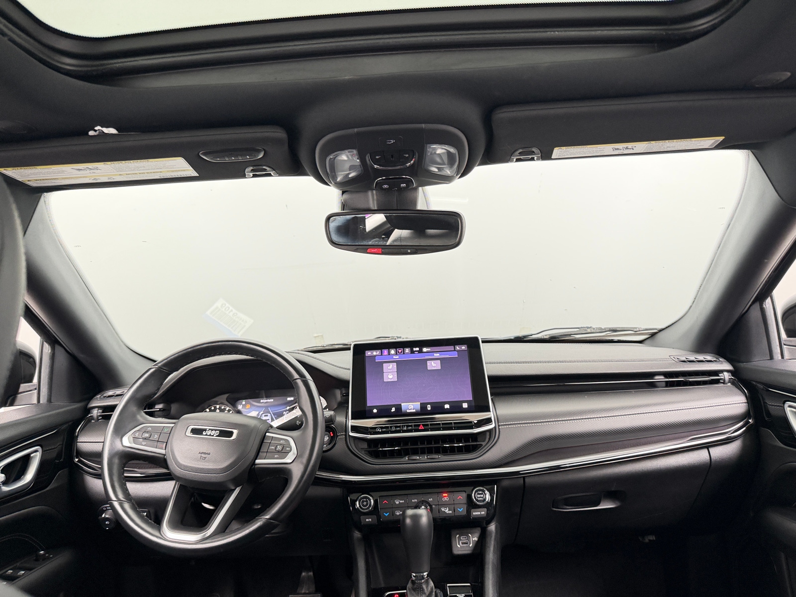 Thumbnail: 2022 Jeep Compass - 3