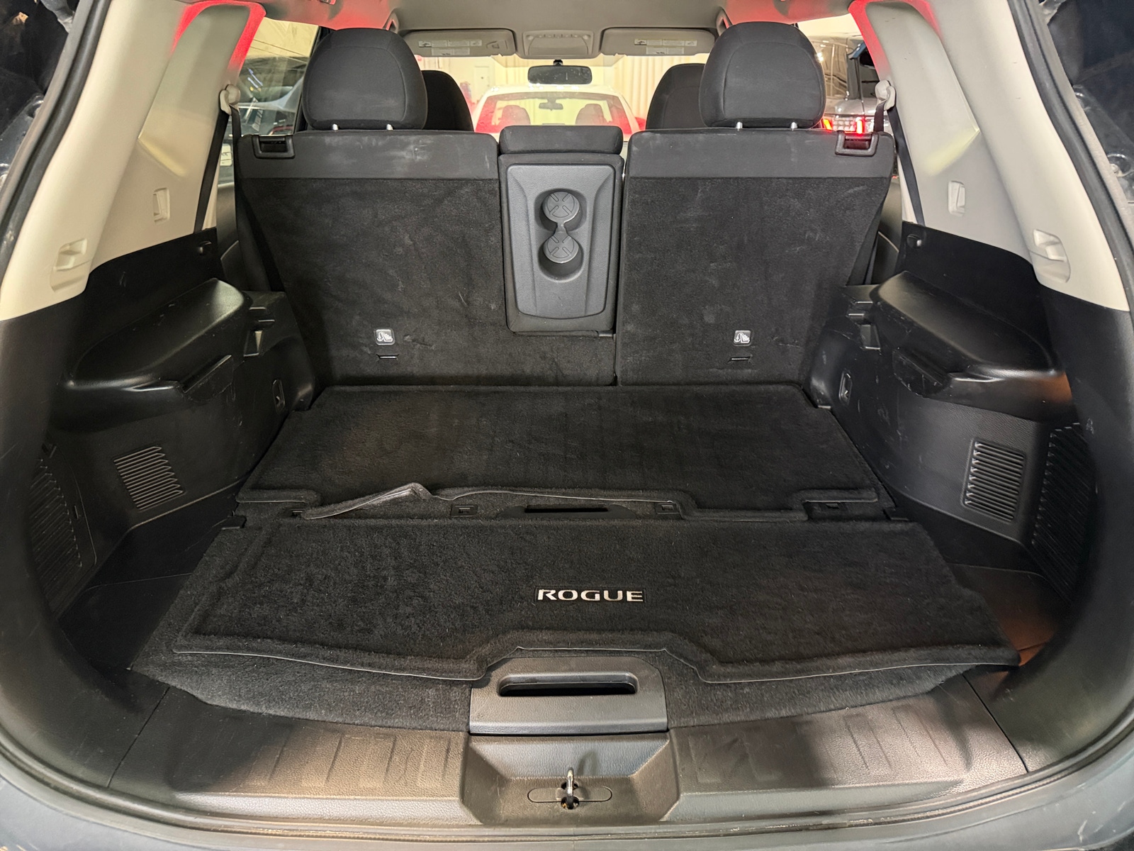 Thumbnail: 2016 Nissan Rogue - 7