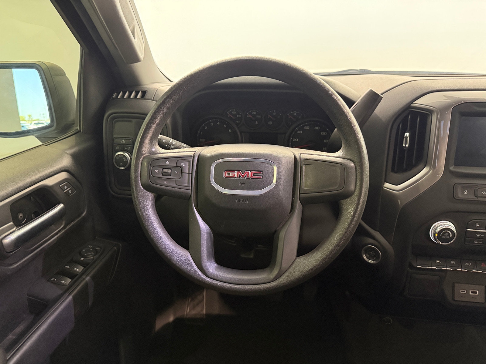 Thumbnail: 2024 GMC Sierra 1500 - 5