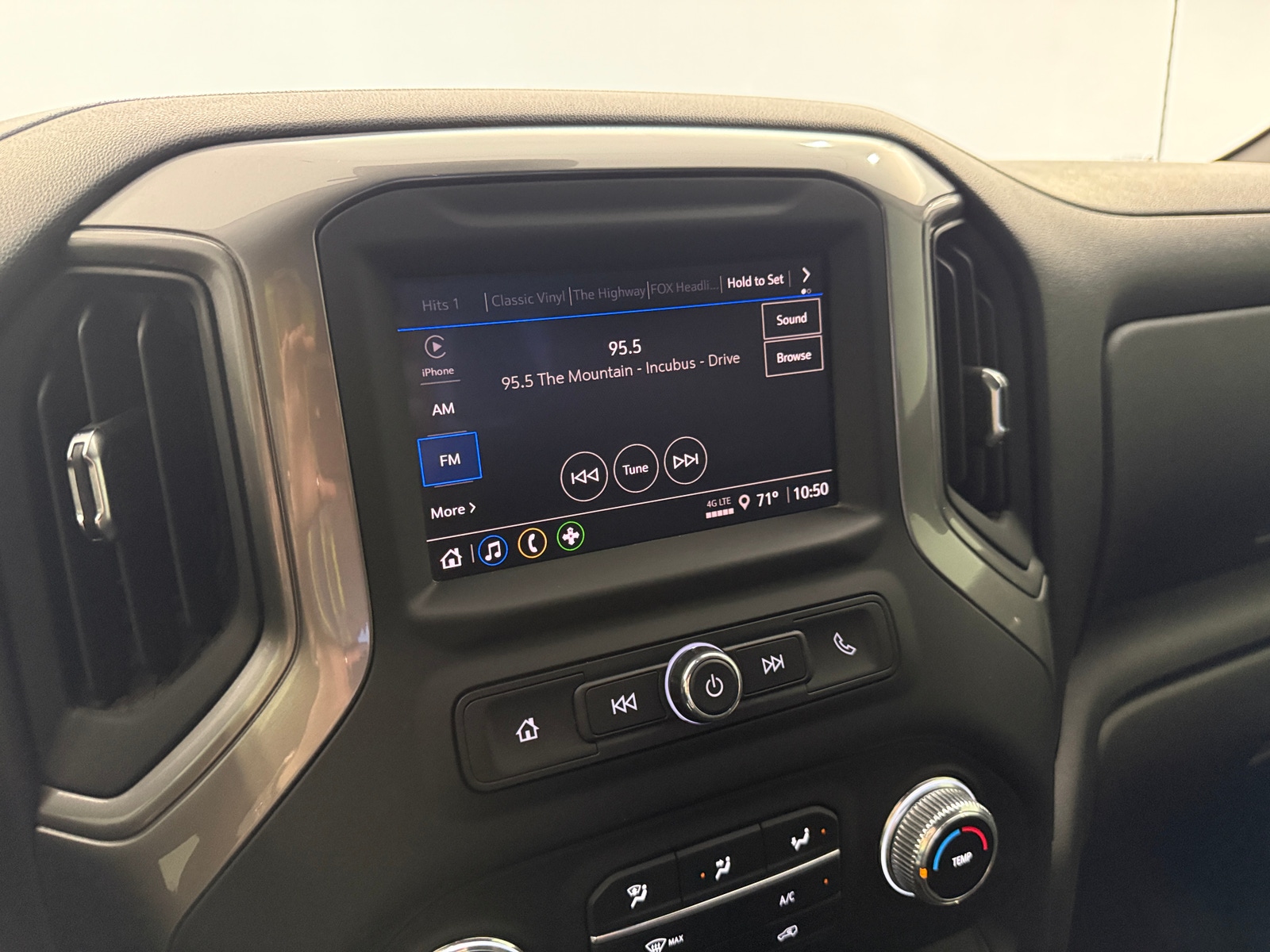 Thumbnail: 2024 GMC Sierra 1500 - 4