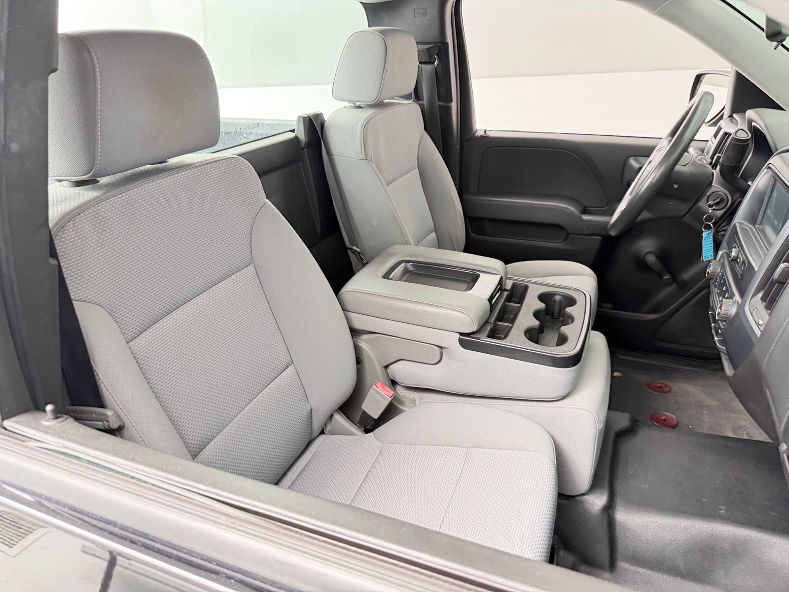 Thumbnail: 2018 Chevrolet Silverado 1500 - 2