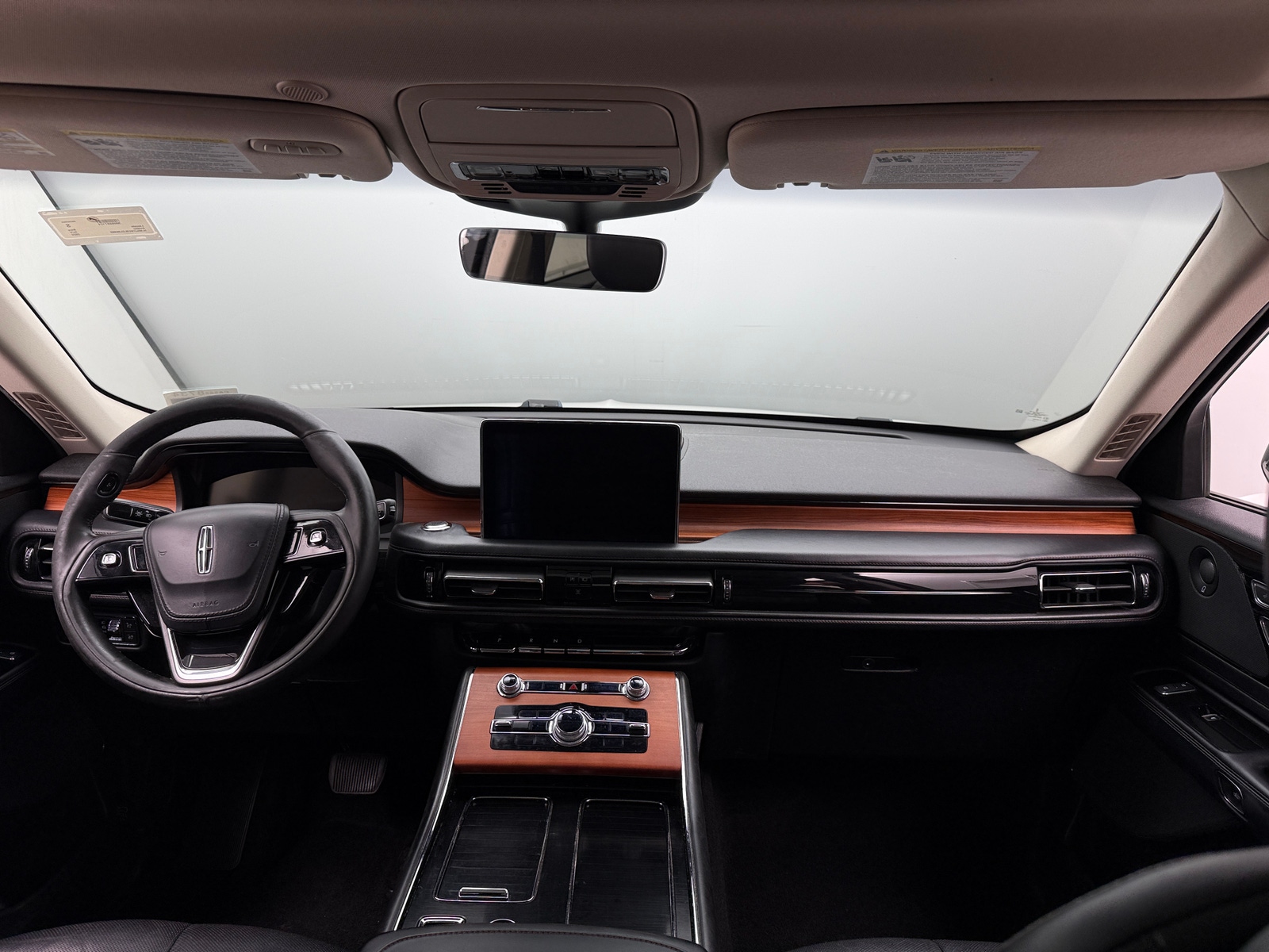 Thumbnail: 2020 Lincoln Aviator - 2