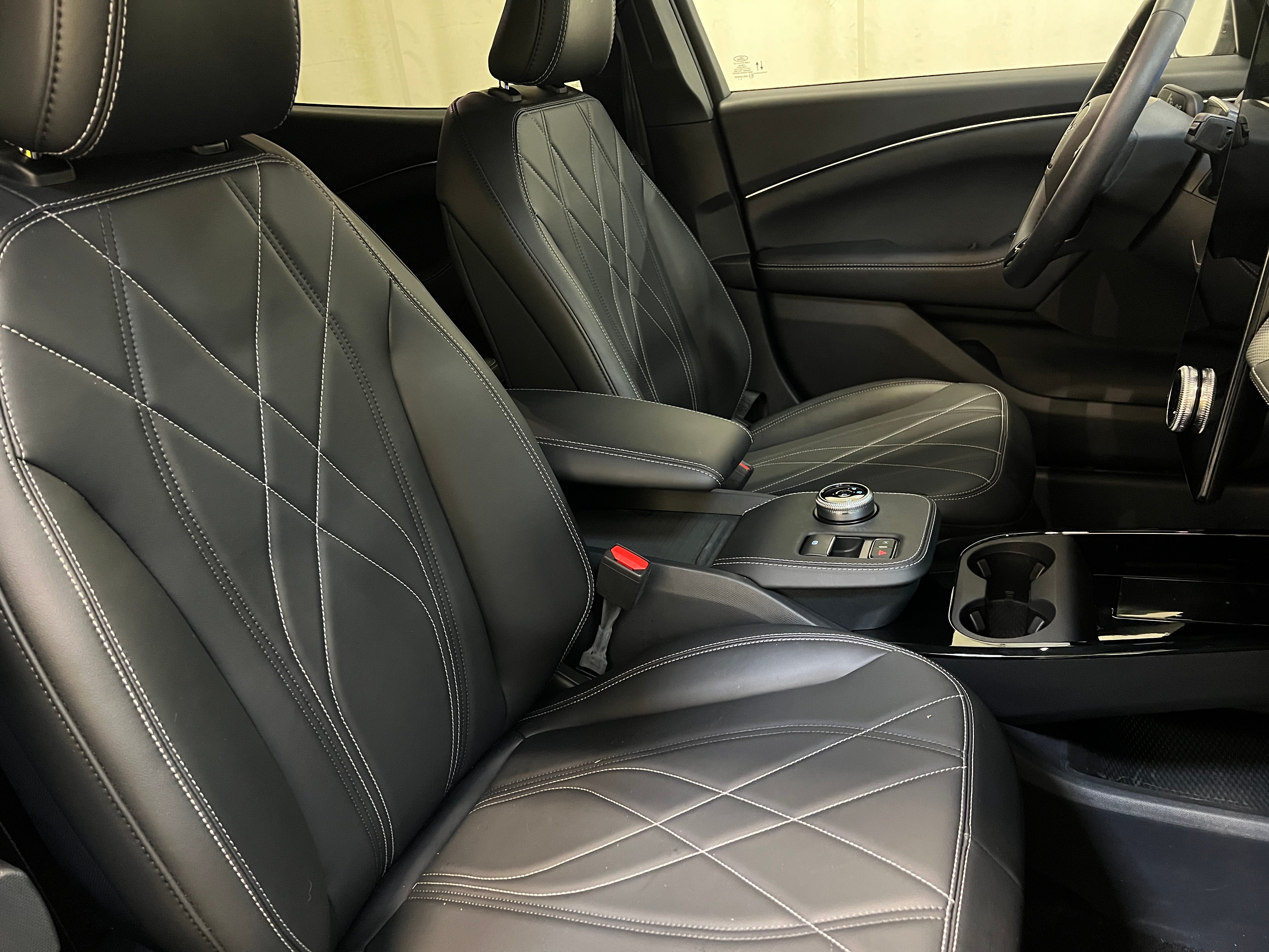Used 2023 Ford Mustang Mach-E Select AWD with VIN 3FMTK1SS5PMA09548 for sale in Oak Creek, WI