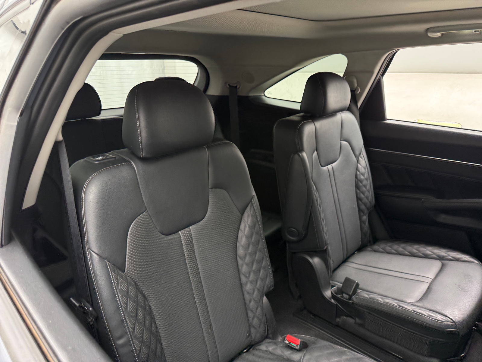 Thumbnail: 2022 Kia Sorento - 5