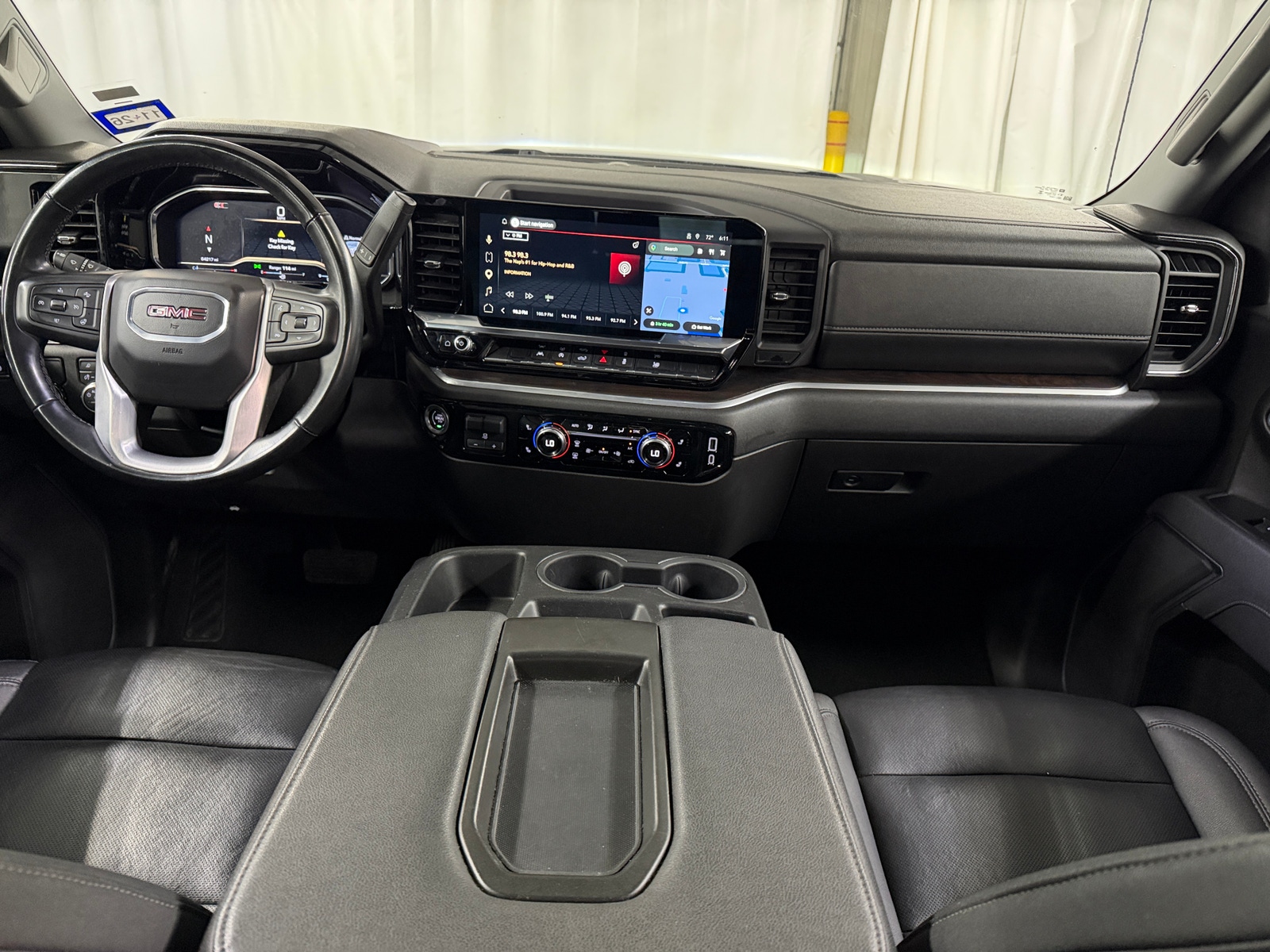 Thumbnail: 2025 GMC Sierra 1500 - 2