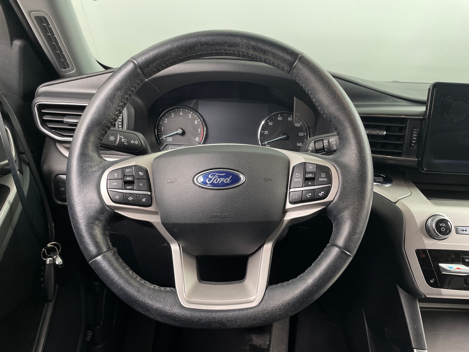Thumbnail: 2021 Ford Explorer - 4
