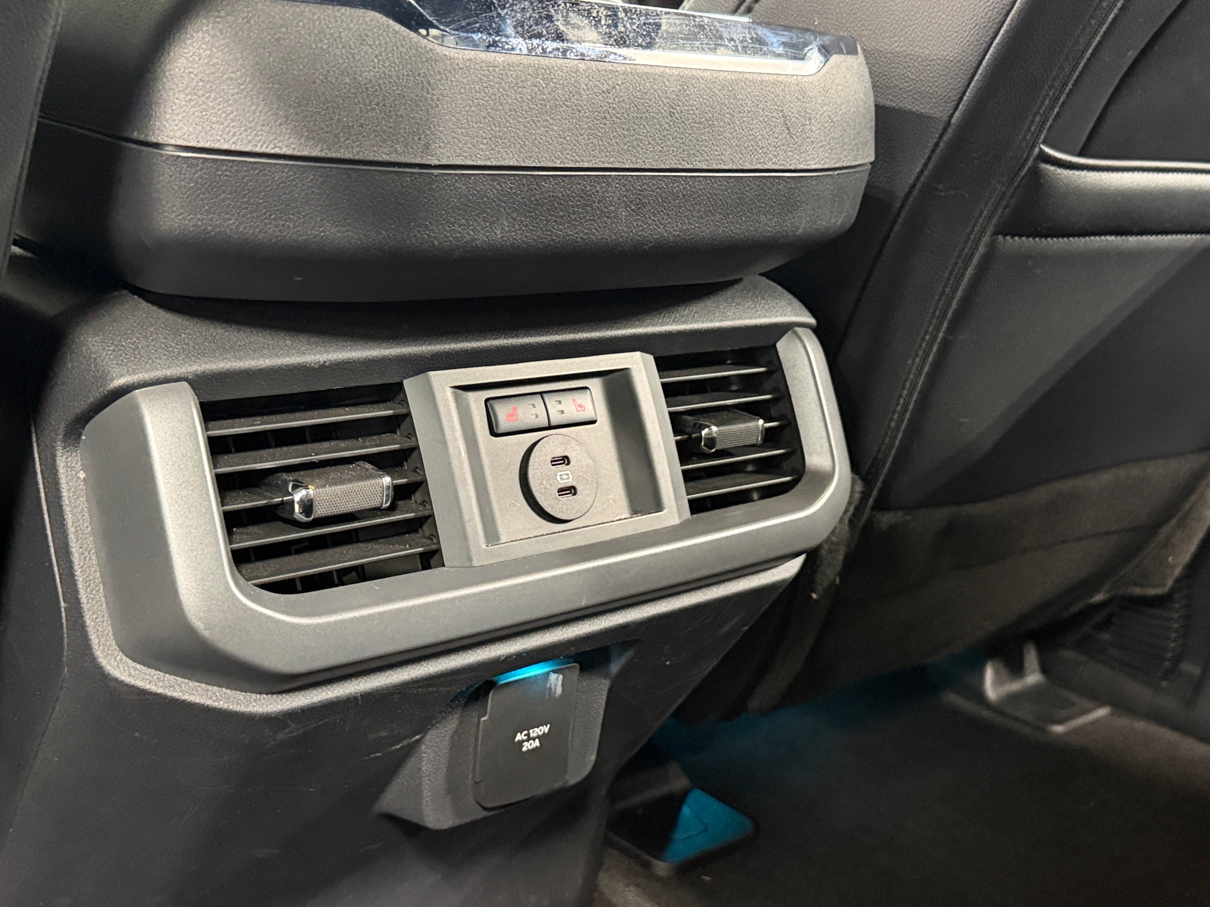 Used 2025 Ford F-150 Lightning Lariat with VIN 1FT6W5L78SWG21369 for sale in Auburn, WA