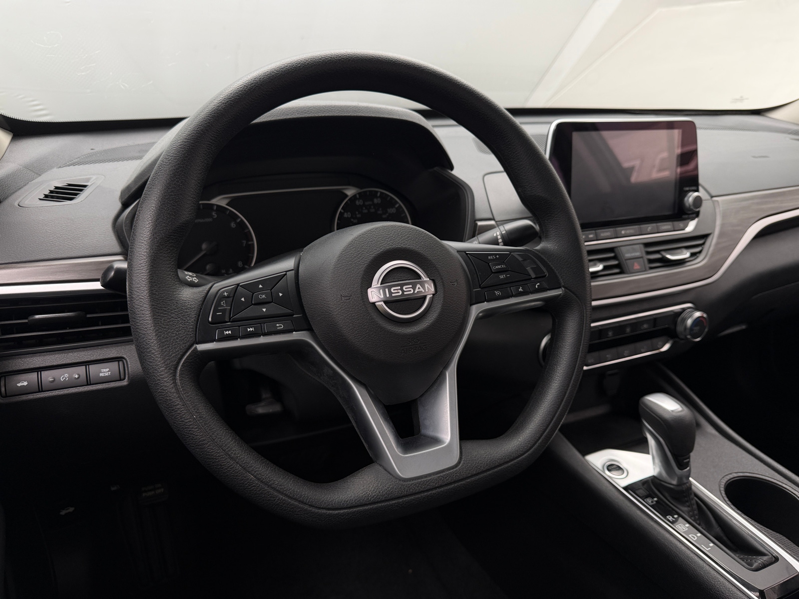 Thumbnail: 2025 Nissan Altima - 5