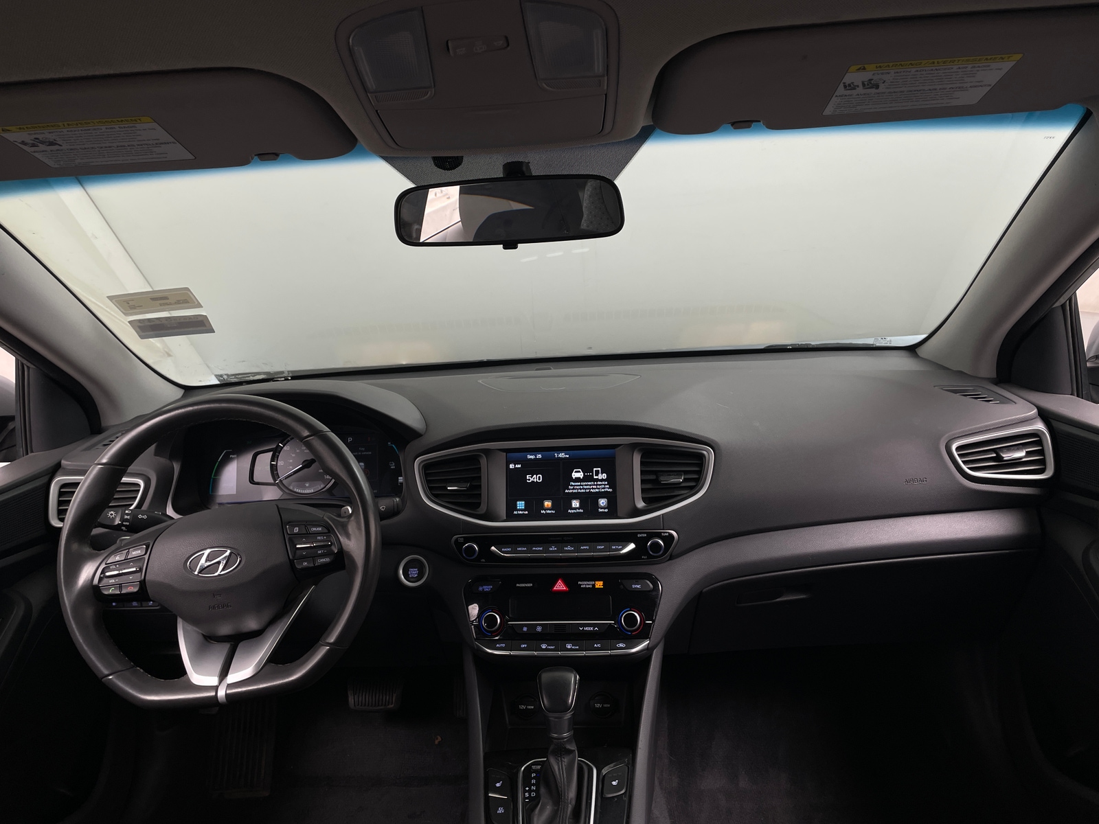 Thumbnail: 2018 Hyundai Ioniq - 3