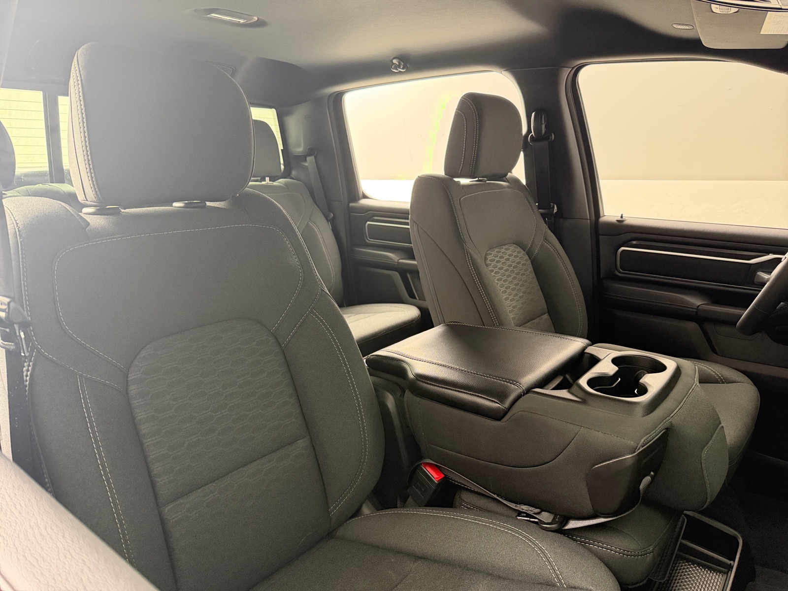 Thumbnail: 2025 RAM 1500 - 2
