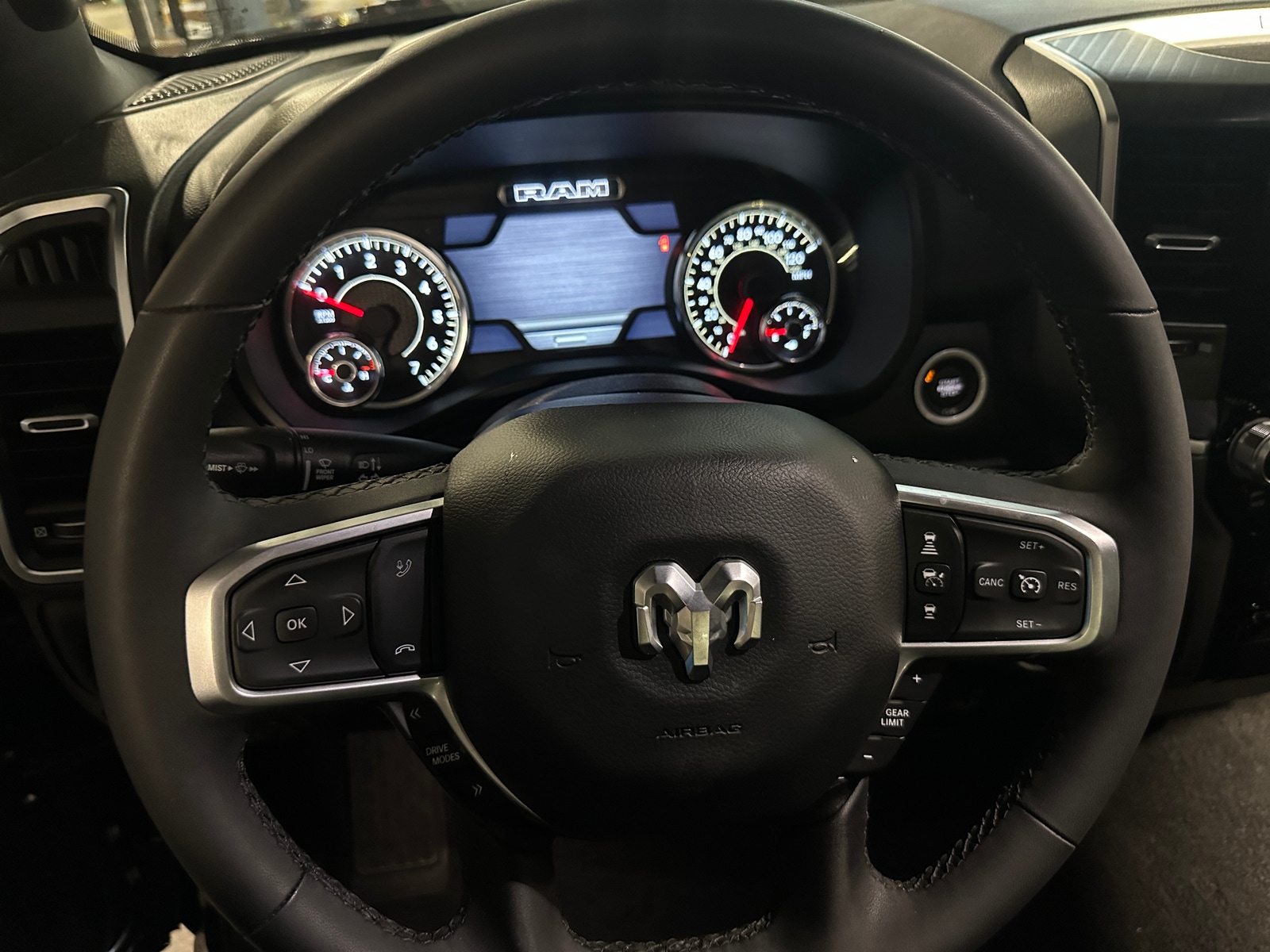 Thumbnail: 2025 RAM 1500 - 5