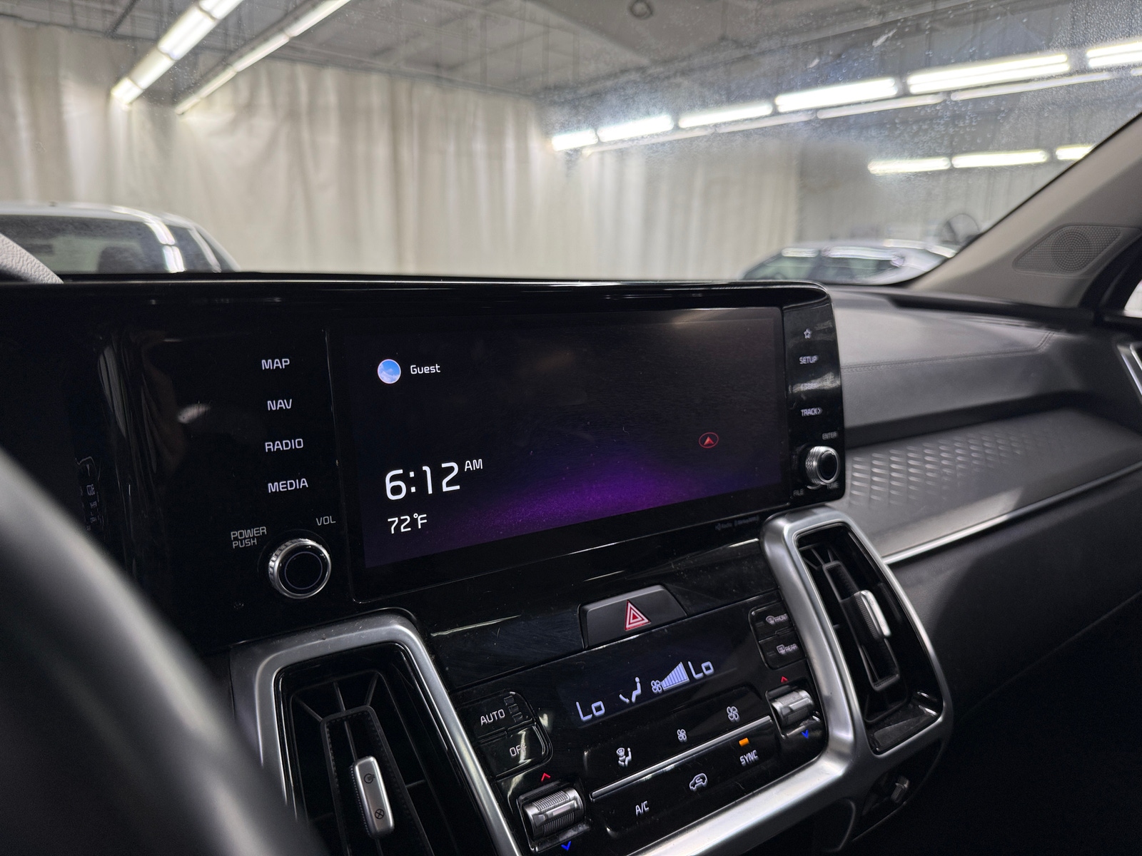 Thumbnail: 2021 Kia Sorento - 3