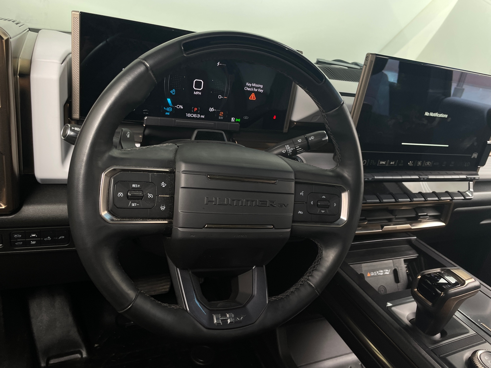 Thumbnail: 2023 GMC Hummer EV - 4