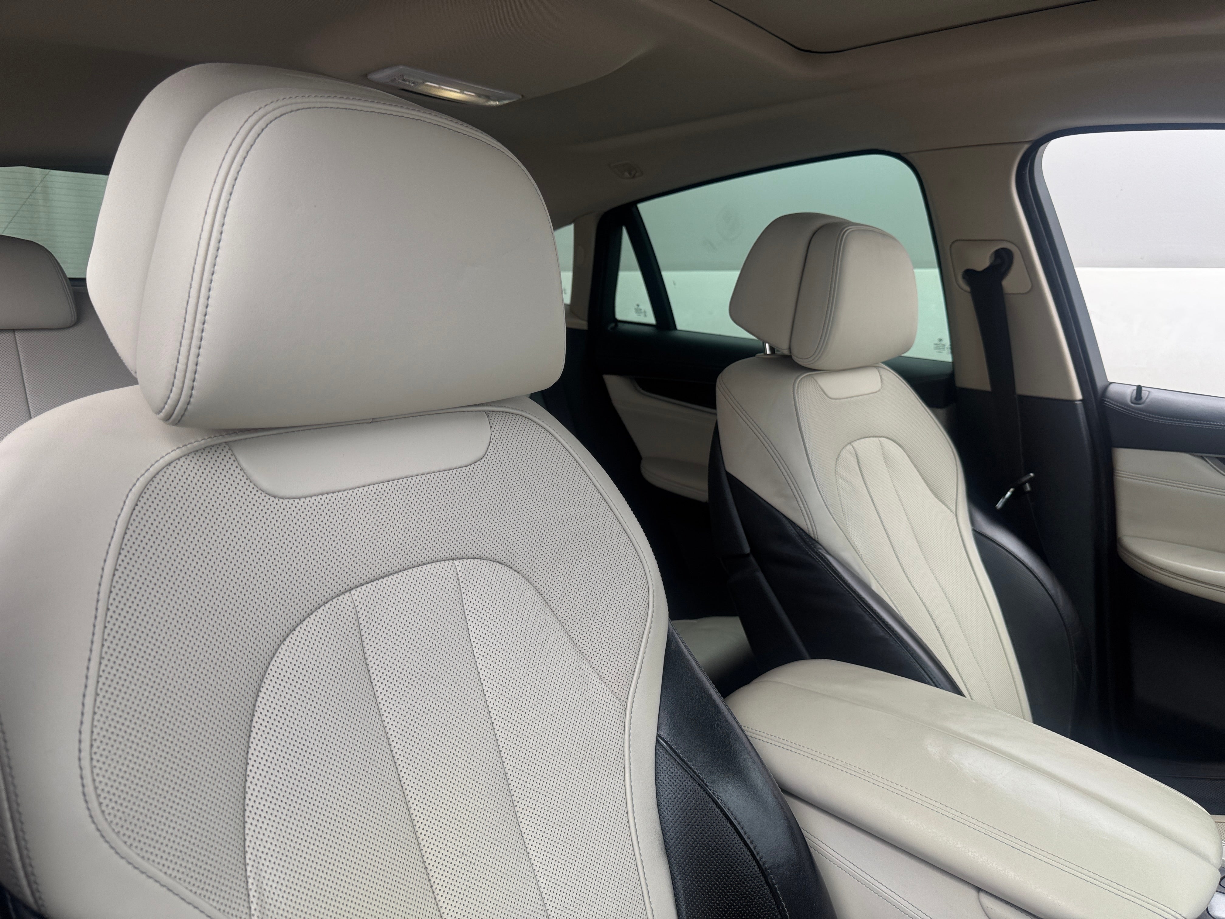 2016 BMW X6 xDrive35i