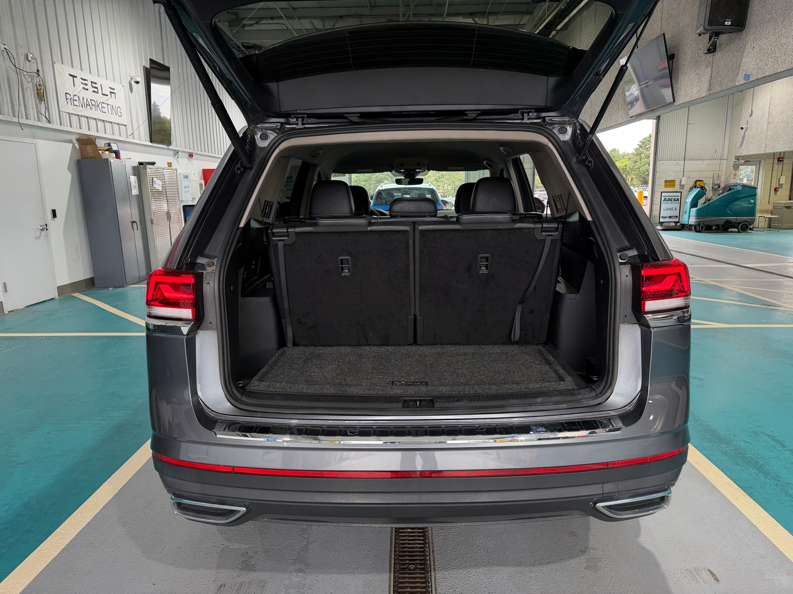 Thumbnail: 2024 Volkswagen Atlas - 6
