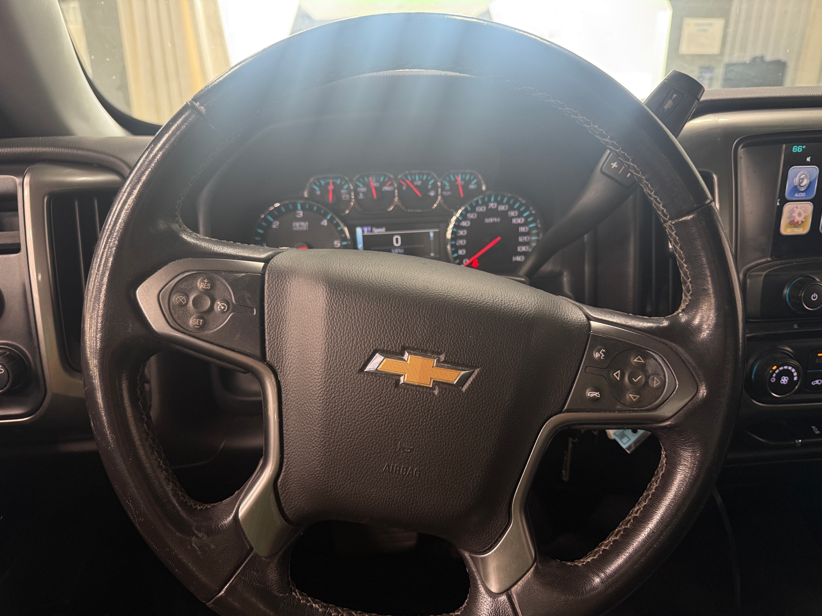 Thumbnail: 2019 Chevrolet Silverado 1500 - 5